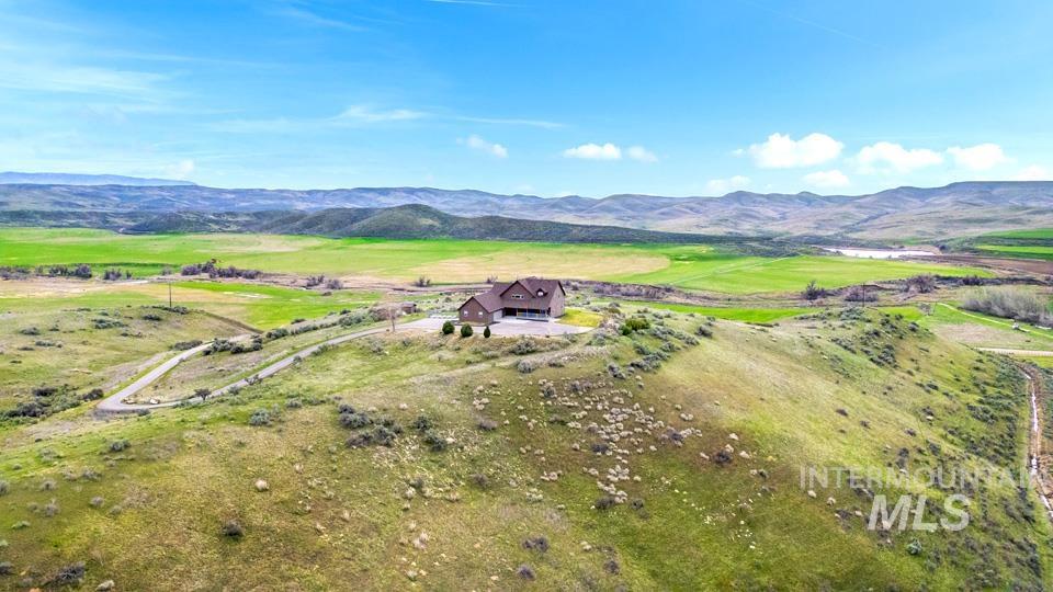 6550 Little Willow Road, Payette, Idaho 83661, 4 Bedrooms, 2 Bathrooms, Residential For Sale, Price $875,000,MLS 98979794