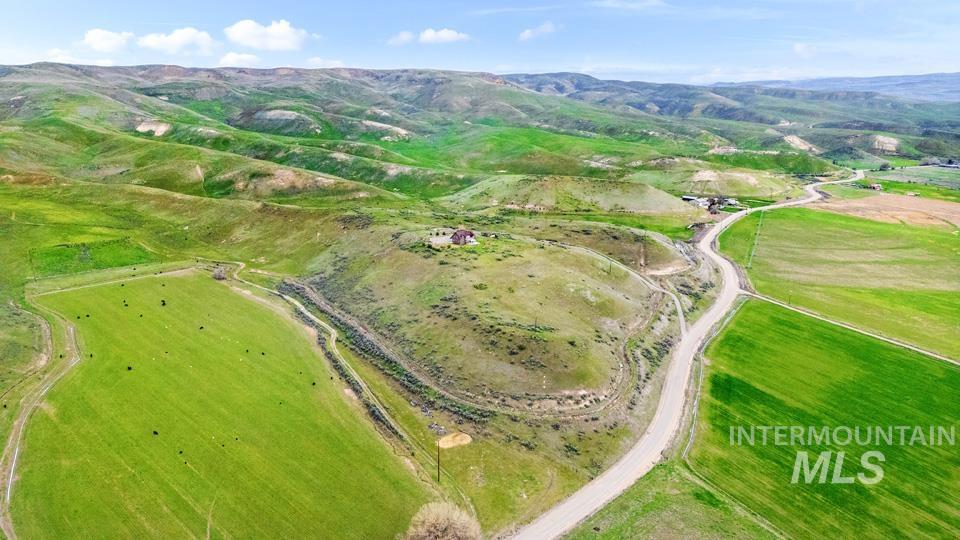 6550 Little Willow Road, Payette, Idaho 83661, 4 Bedrooms, 2 Bathrooms, Residential For Sale, Price $875,000,MLS 98979794