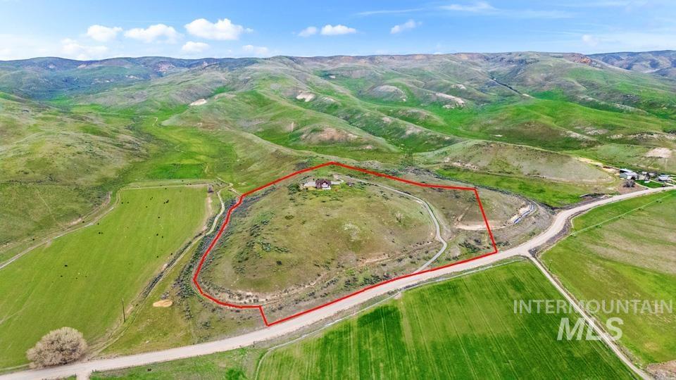 6550 Little Willow Road, Payette, Idaho 83661, 4 Bedrooms, 2 Bathrooms, Residential For Sale, Price $875,000,MLS 98979794