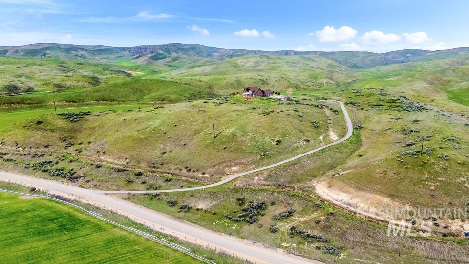 6550 Little Willow Road, Payette, Idaho 83661, 4 Bedrooms, 2 Bathrooms, Residential For Sale, Price $875,000,MLS 98979794