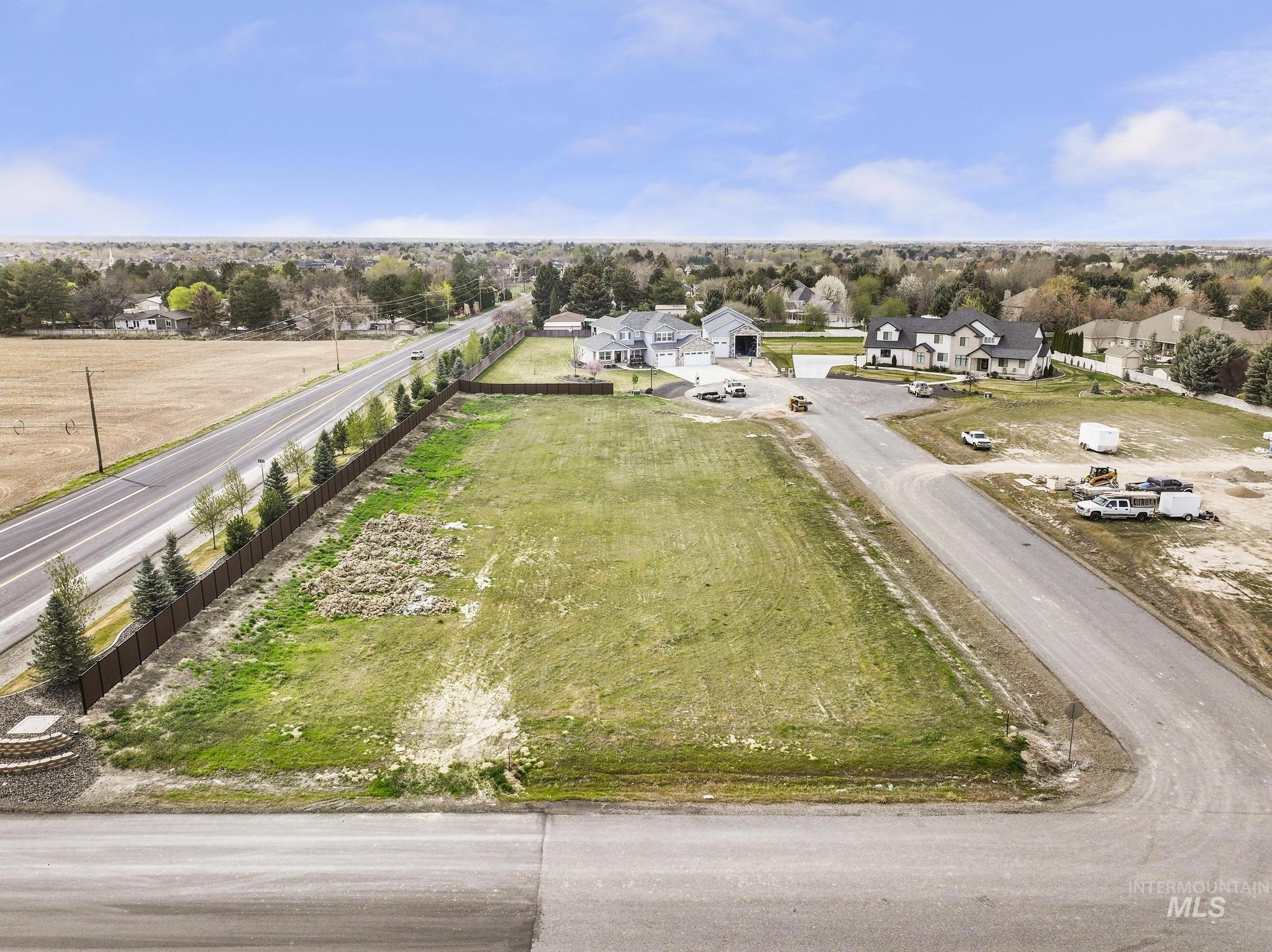3280 Peytons Pl, Twin Falls, Idaho 83301, 3 Bedrooms, 3 Bathrooms, Residential For Sale, Price $927,500,MLS 98979795
