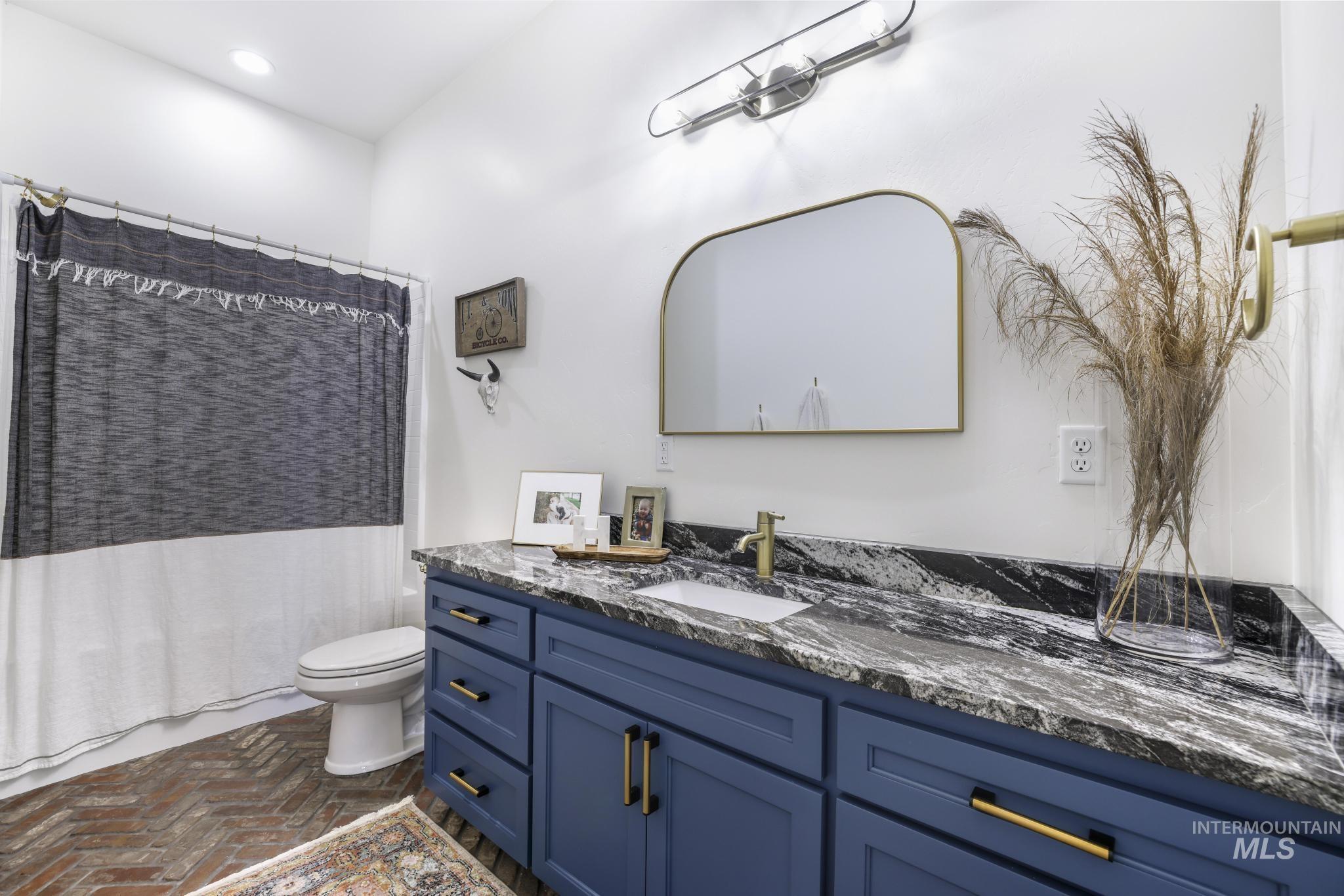 2235 E 3100 S, Wendell, Idaho 83355, 5 Bedrooms, 3.5 Bathrooms, Residential For Sale, Price $1,200,000, 98979796