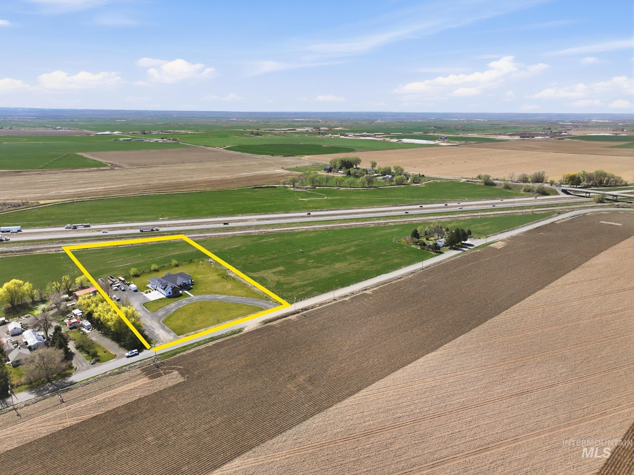 2235 E 3100 S, Wendell, Idaho 83355, 5 Bedrooms, 3.5 Bathrooms, Residential For Sale, Price $1,200,000, 98979796