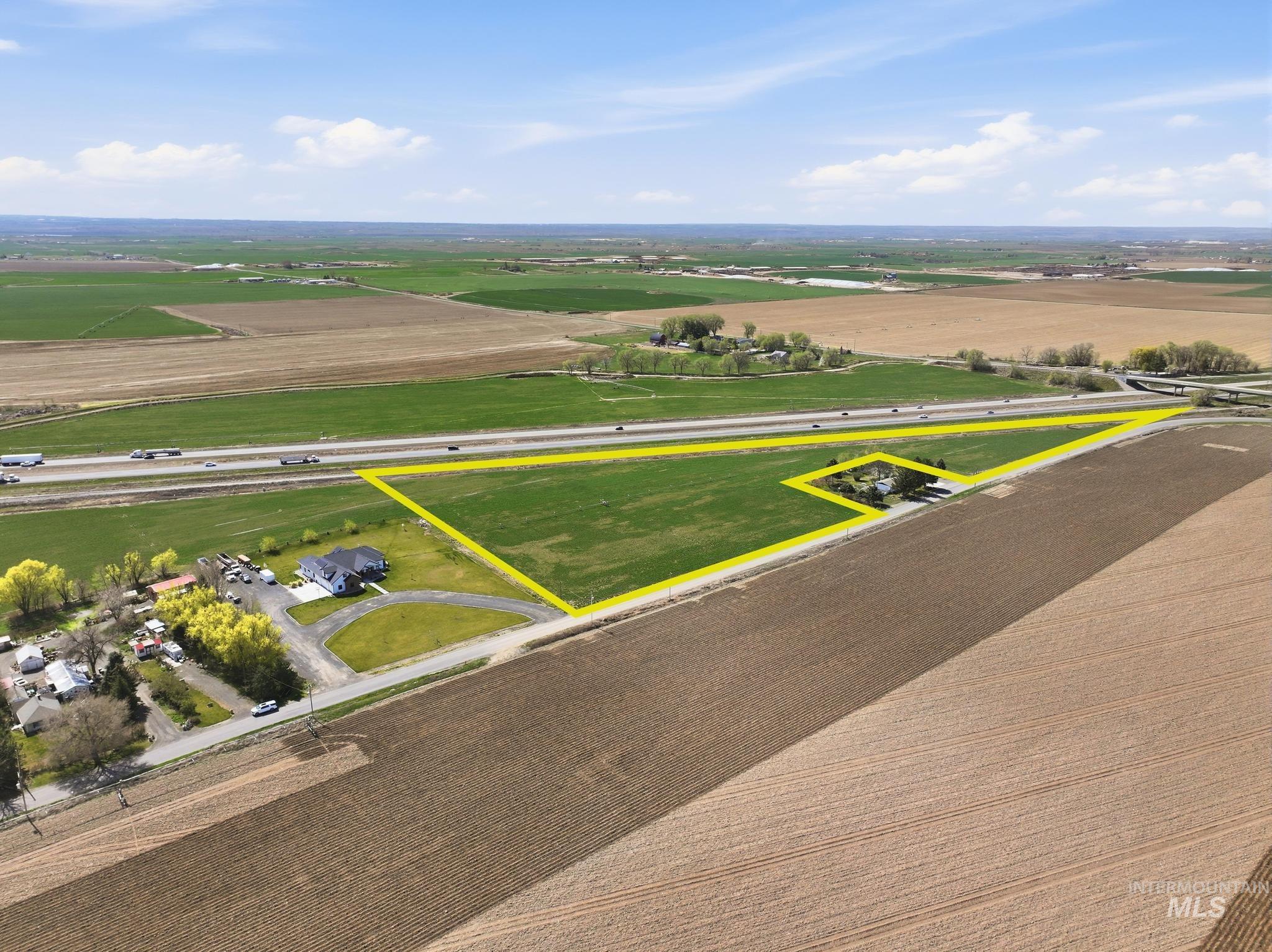 2235 E 3100 S, Wendell, Idaho 83355, 5 Bedrooms, 3.5 Bathrooms, Residential For Sale, Price $1,200,000, 98979796