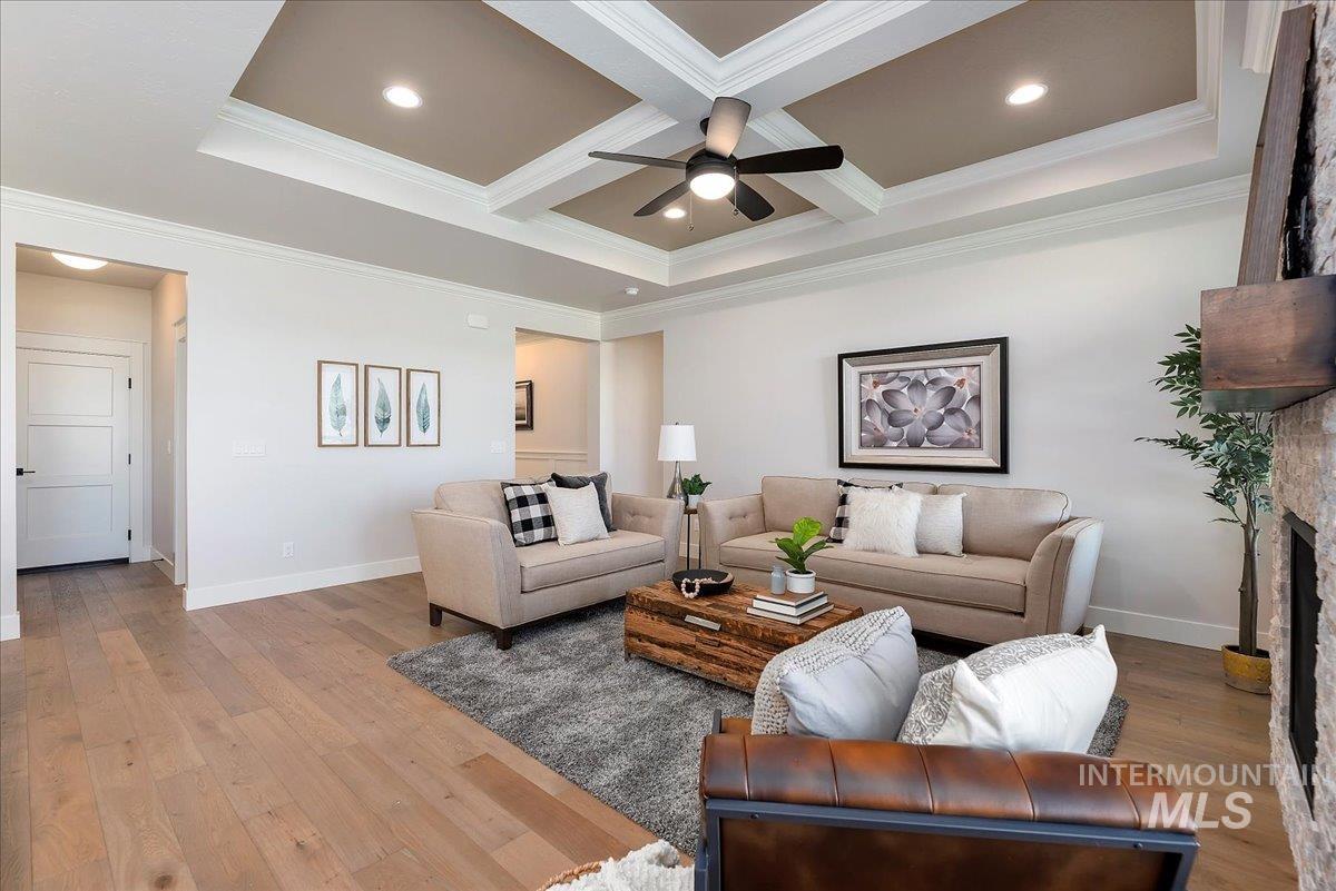 6638 N Spindrift Way, Meridian, Idaho 83646, 4 Bedrooms, 2 Bathrooms, Residential For Sale, Price $684,900,MLS 98979798