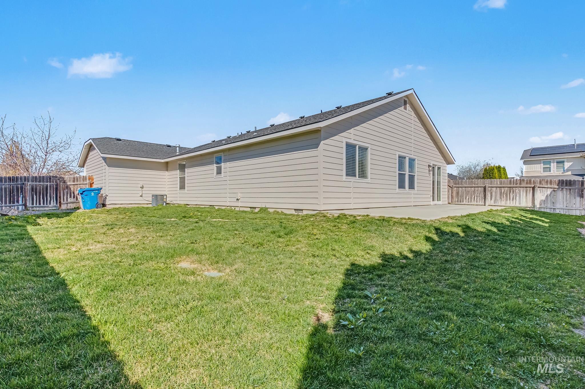 1603 W Tamarack Dr, Nampa, Idaho 83651, 3 Bedrooms, 2 Bathrooms, Residential For Sale, Price $419,999, 98979801