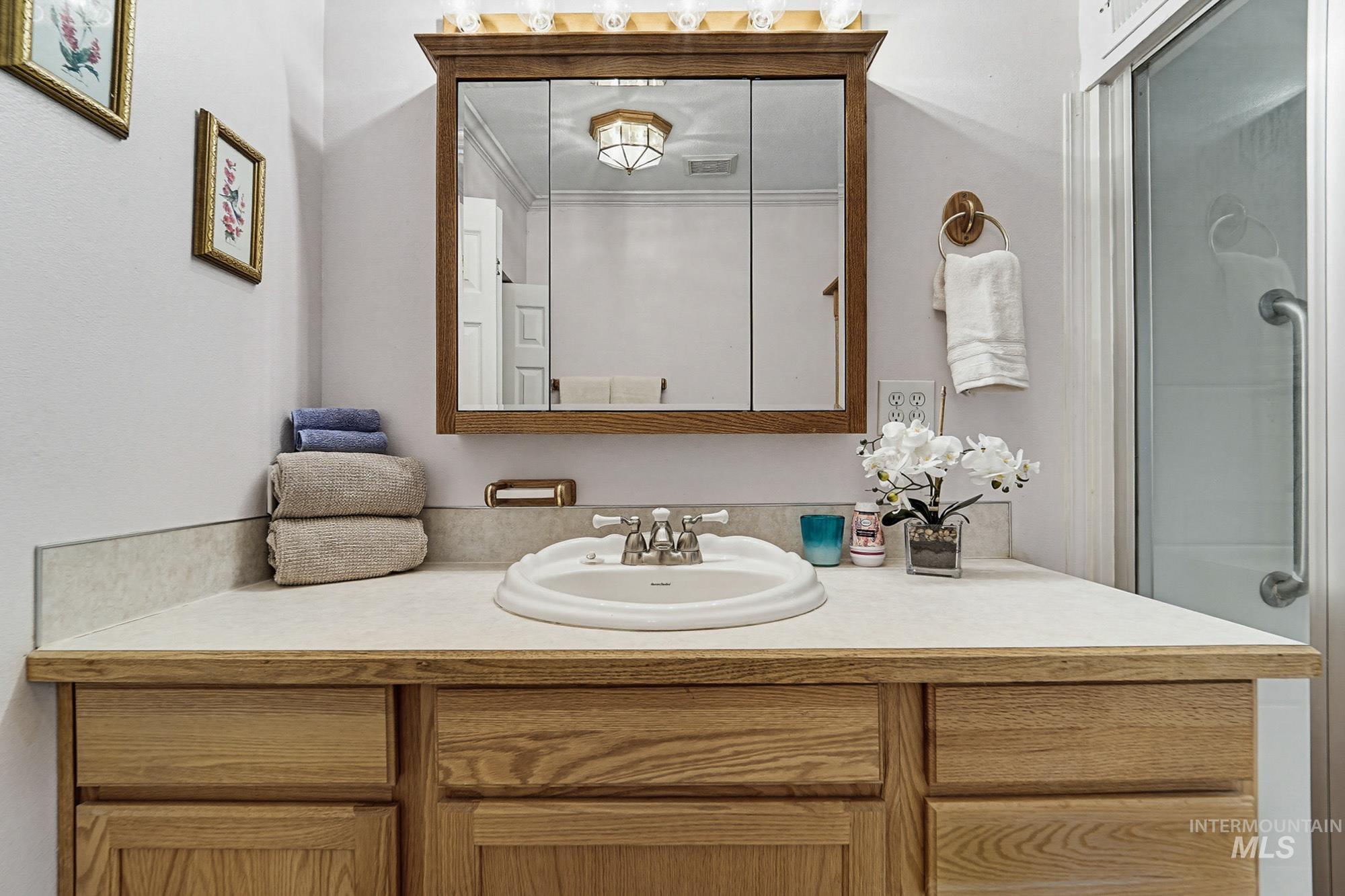 1907 W Flamingo Ave Unit 53, Nampa, Idaho 83651-1681, 2 Bedrooms, 2 Bathrooms, Residential For Sale, Price $159,500, 98979802