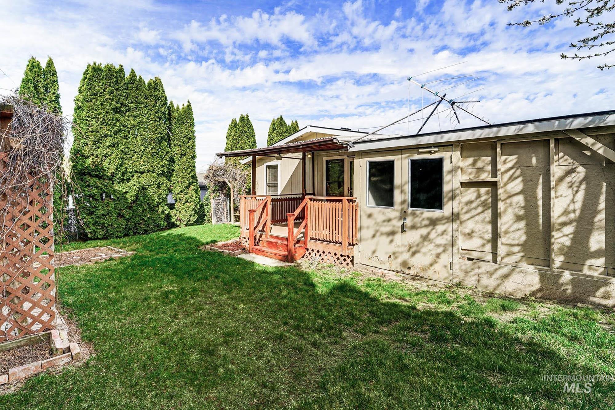 1907 W Flamingo Ave Unit 53, Nampa, Idaho 83651-1681, 2 Bedrooms, 2 Bathrooms, Residential For Sale, Price $159,500, 98979802