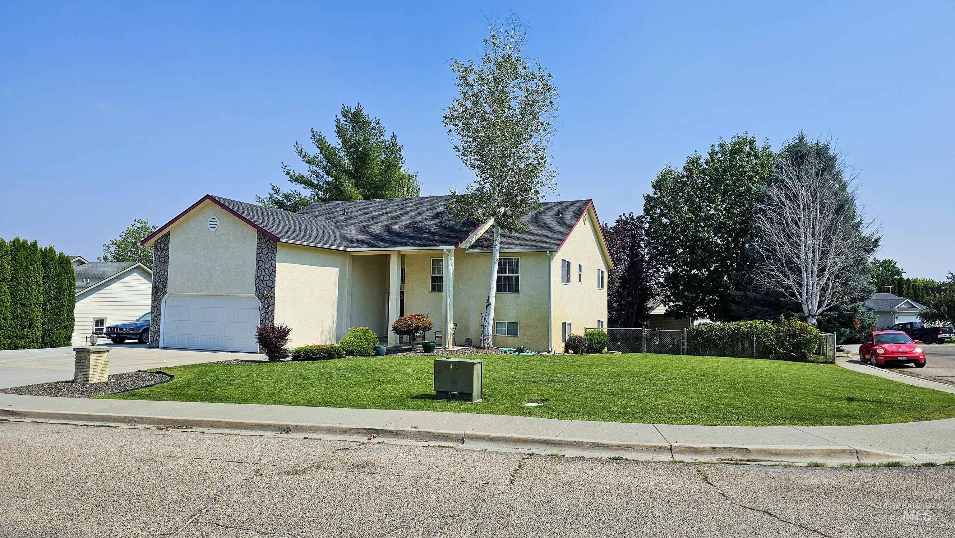 875 Hughes Drive, Payette, Idaho 83661, 5 Bedrooms, 3 Bathrooms, Residential For Sale, Price $484,000, 98979806