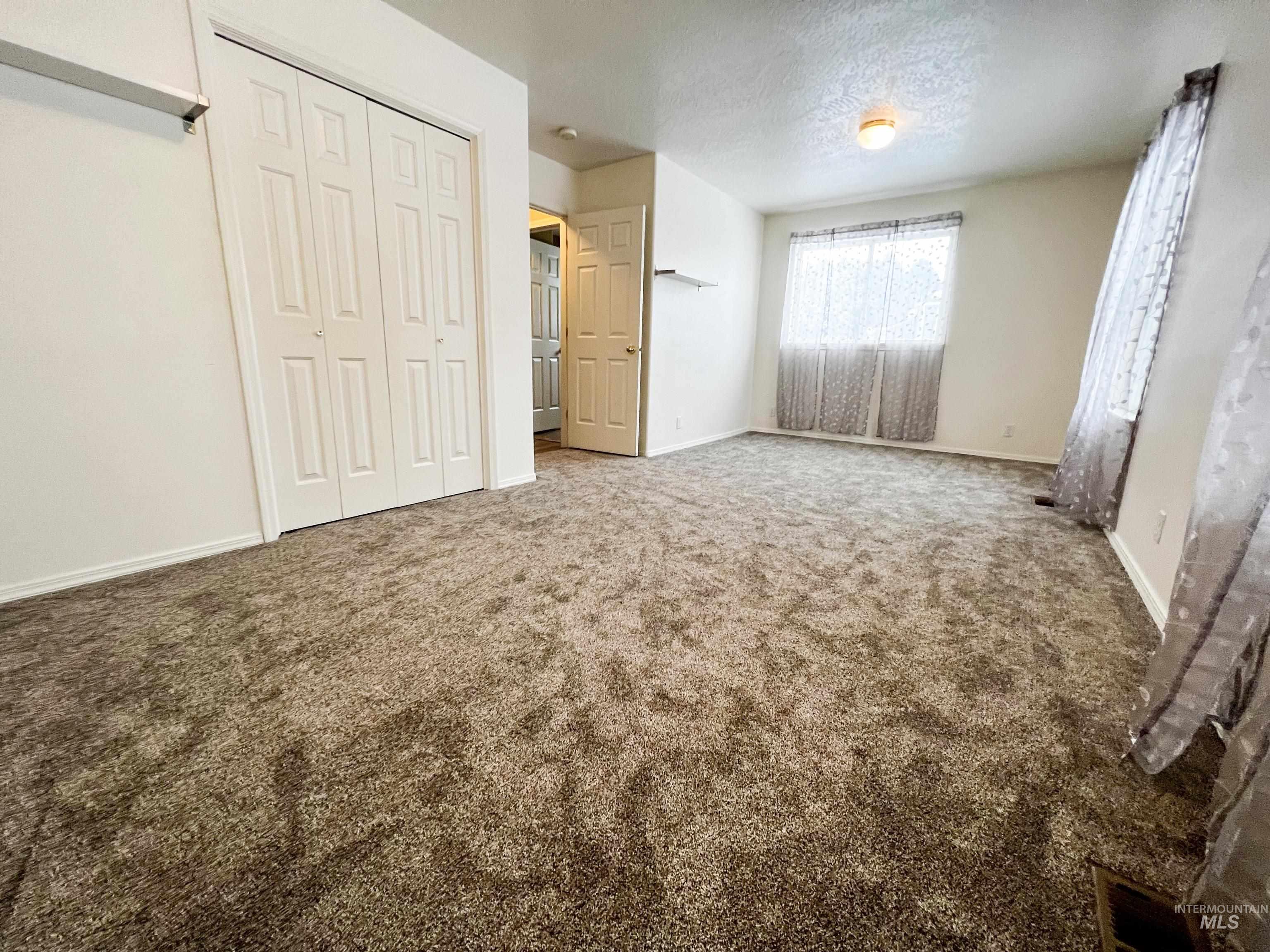 875 Hughes Drive, Payette, Idaho 83661, 5 Bedrooms, 3 Bathrooms, Residential For Sale, Price $484,000, 98979806