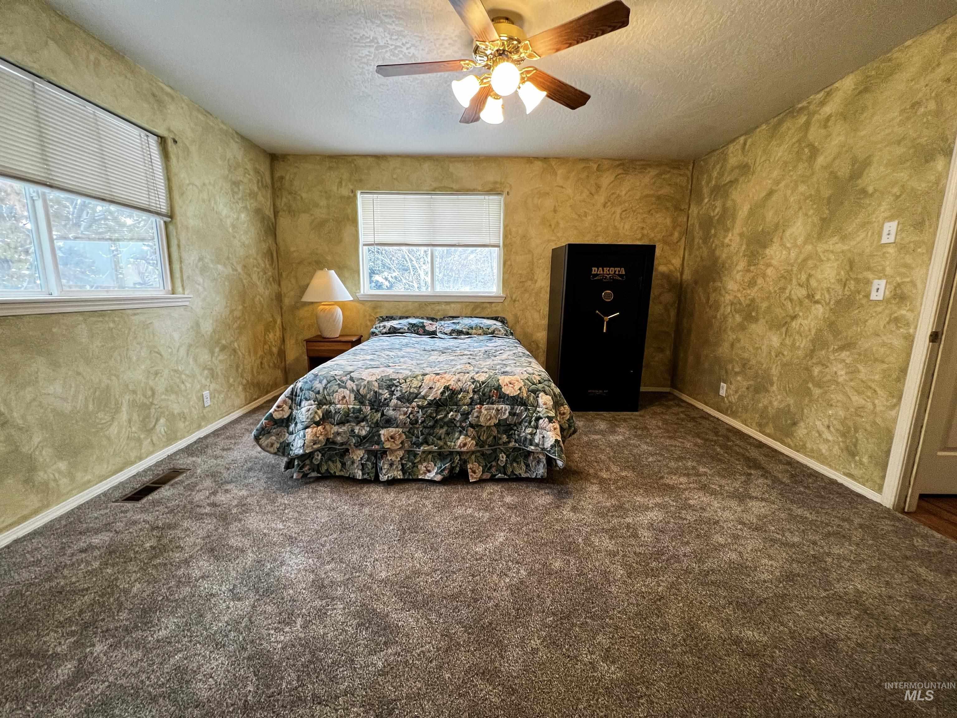 875 Hughes Drive, Payette, Idaho 83661, 5 Bedrooms, 3 Bathrooms, Residential For Sale, Price $484,000, 98979806