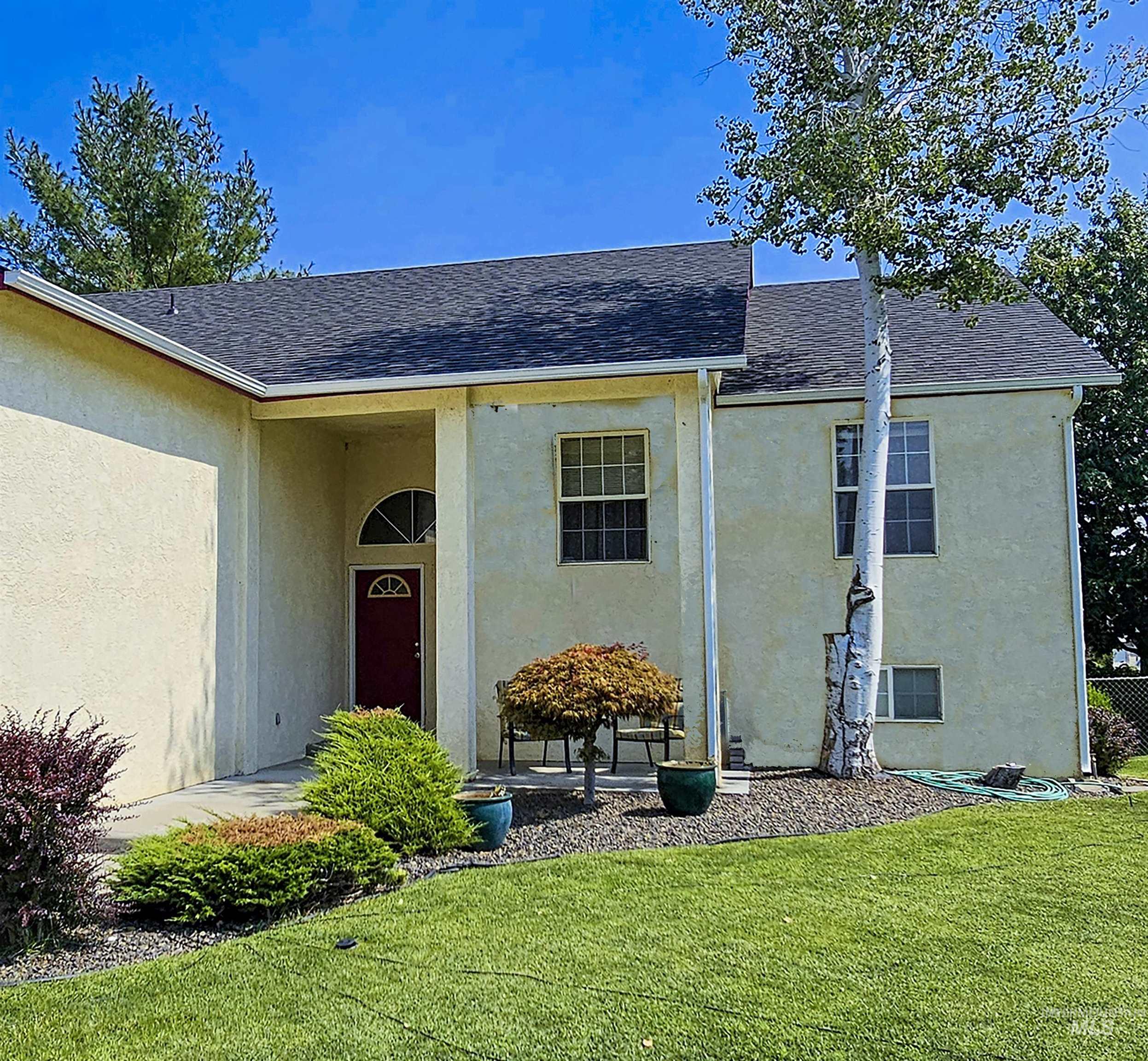 875 Hughes Drive, Payette, Idaho 83661, 5 Bedrooms, 3 Bathrooms, Residential For Sale, Price $484,000, 98979806