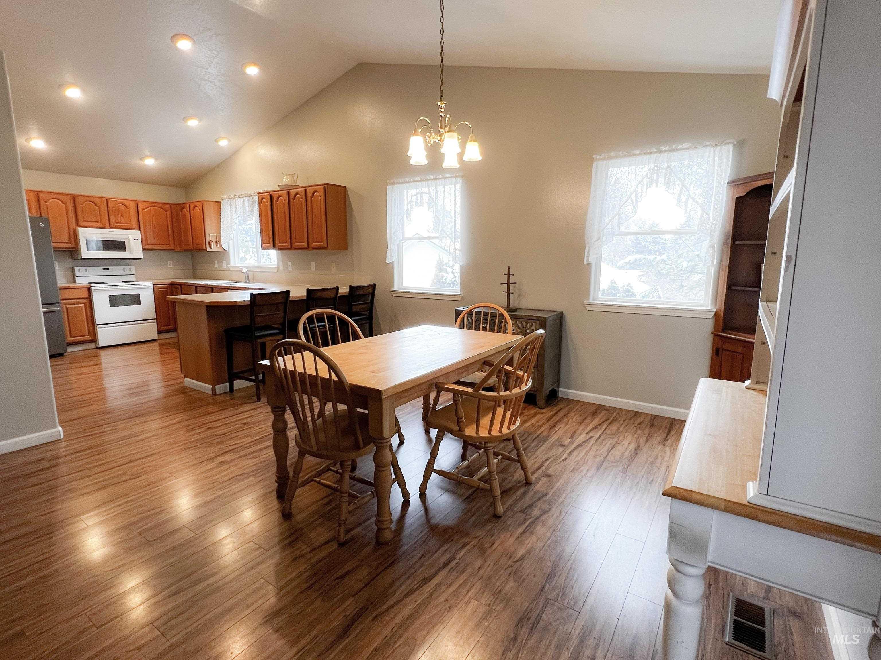 875 Hughes Drive, Payette, Idaho 83661, 5 Bedrooms, 3 Bathrooms, Residential For Sale, Price $484,000, 98979806