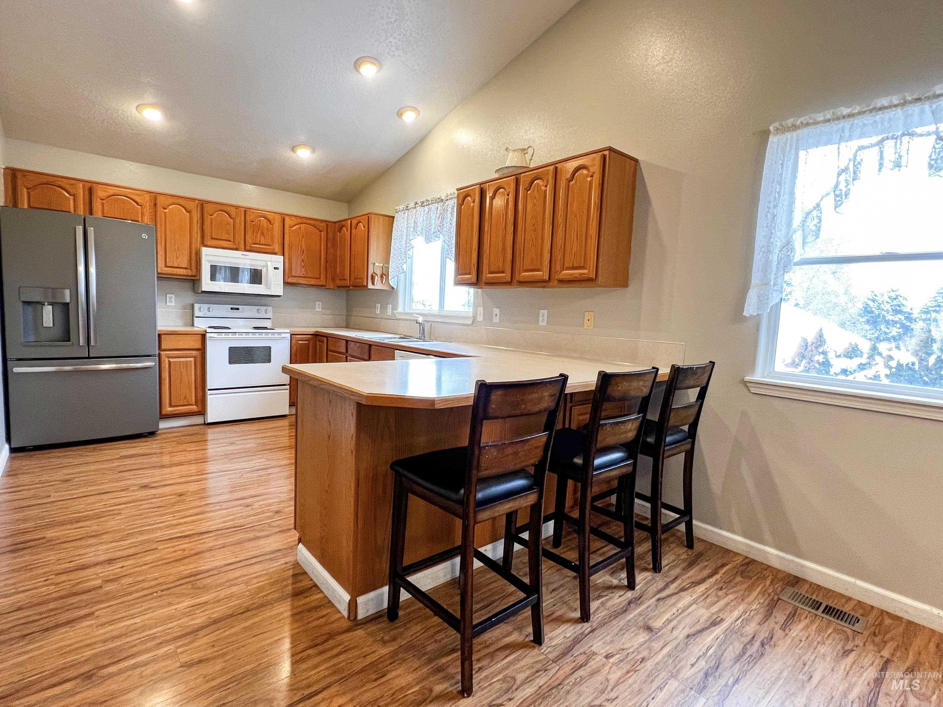 875 Hughes Drive, Payette, Idaho 83661, 5 Bedrooms, 3 Bathrooms, Residential For Sale, Price $484,000, 98979806