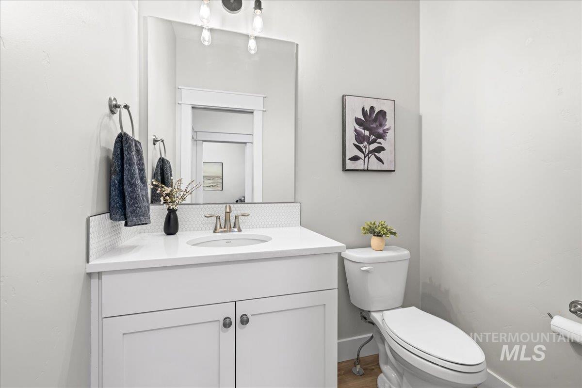 390 Fox Lantern Ct, Middleton, Idaho 83644, 4 Bedrooms, 2.5 Bathrooms, Residential For Sale, Price $760,000, 98979808