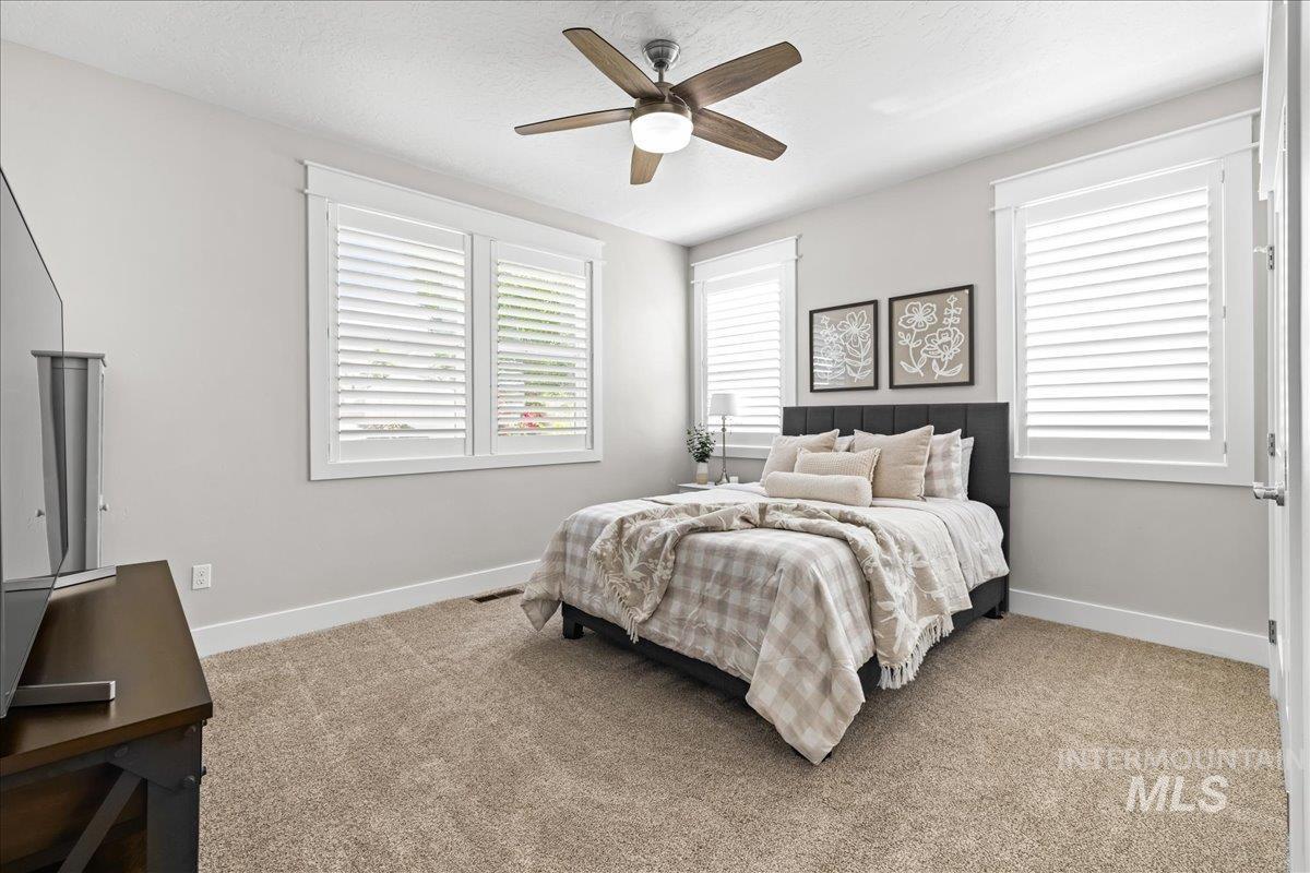 390 Fox Lantern Ct, Middleton, Idaho 83644, 4 Bedrooms, 2.5 Bathrooms, Residential For Sale, Price $760,000, 98979808