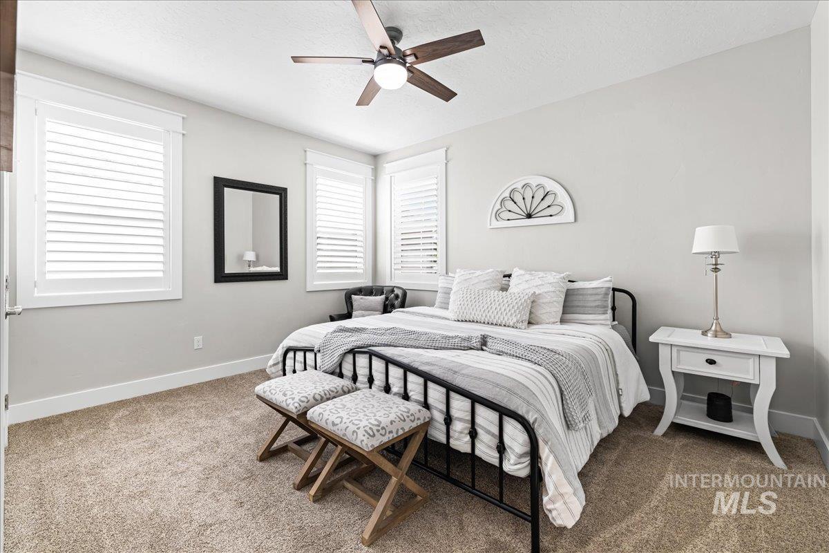 390 Fox Lantern Ct, Middleton, Idaho 83644, 4 Bedrooms, 2.5 Bathrooms, Residential For Sale, Price $760,000, 98979808