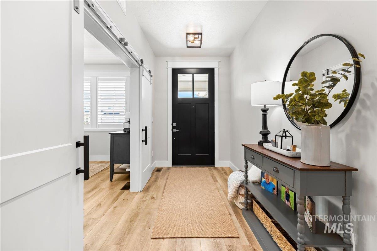 390 Fox Lantern Ct, Middleton, Idaho 83644, 4 Bedrooms, 2.5 Bathrooms, Residential For Sale, Price $760,000, 98979808