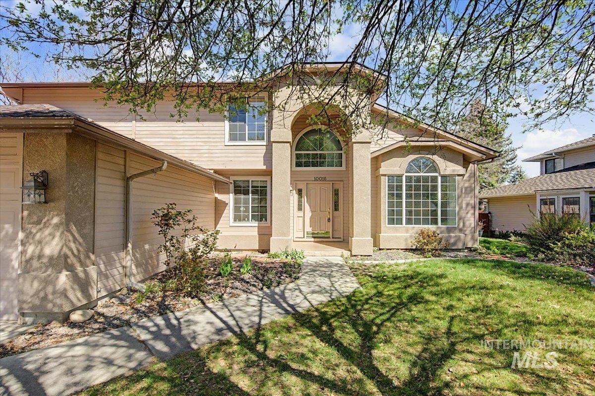 10016 W Alliance Dr, Boise, Idaho 83704, 5 Bedrooms, 3.5 Bathrooms, Residential For Sale, Price $639,900, 98979810