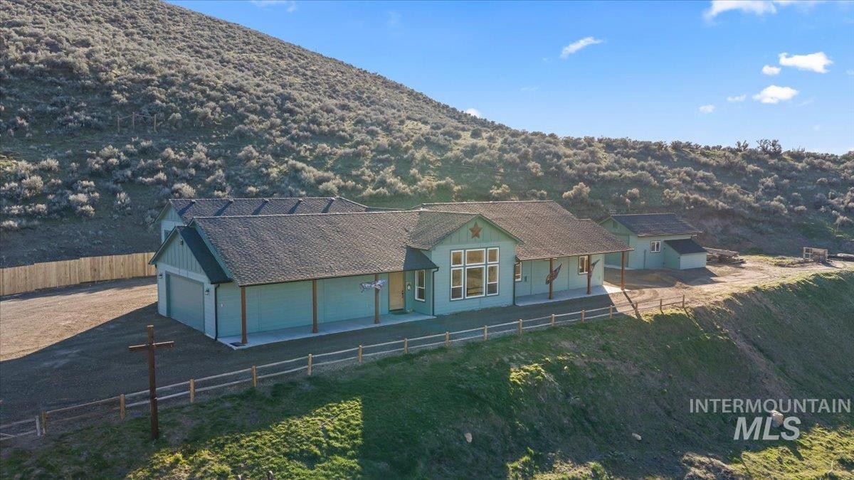 5225 Hidden Hollow Ln, Emmett, Idaho 83617, 3 Bedrooms, 2.5 Bathrooms, Residential For Sale, Price $1,150,000, 98979813