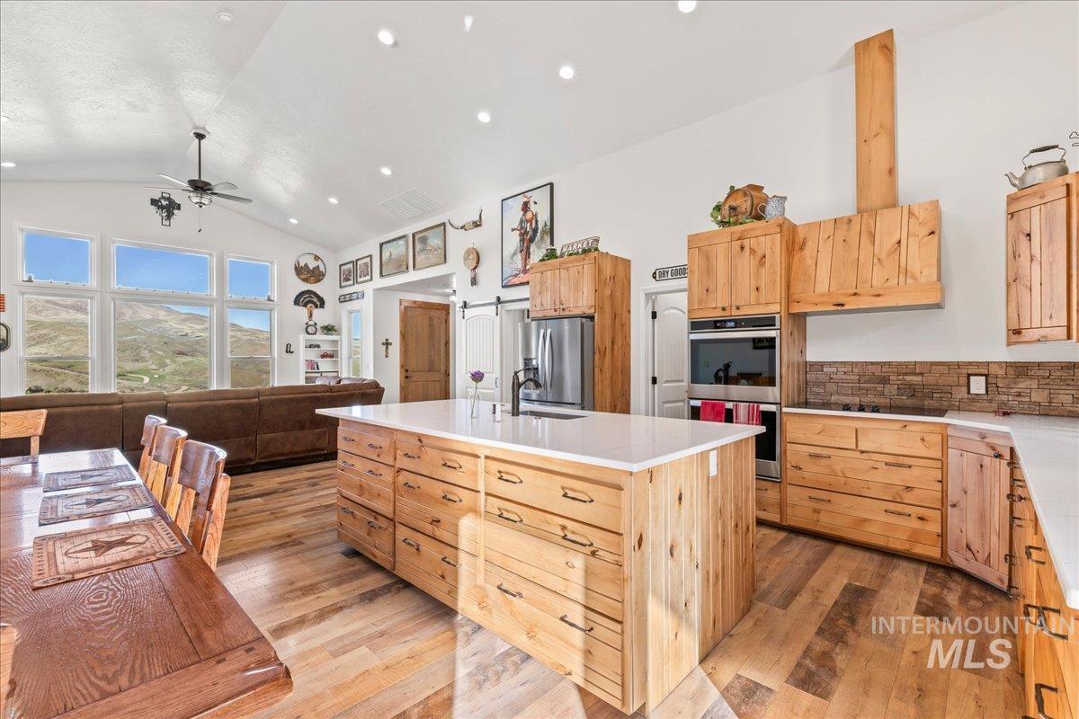 5225 Hidden Hollow Ln, Emmett, Idaho 83617, 3 Bedrooms, 2.5 Bathrooms, Residential For Sale, Price $1,150,000, 98979813