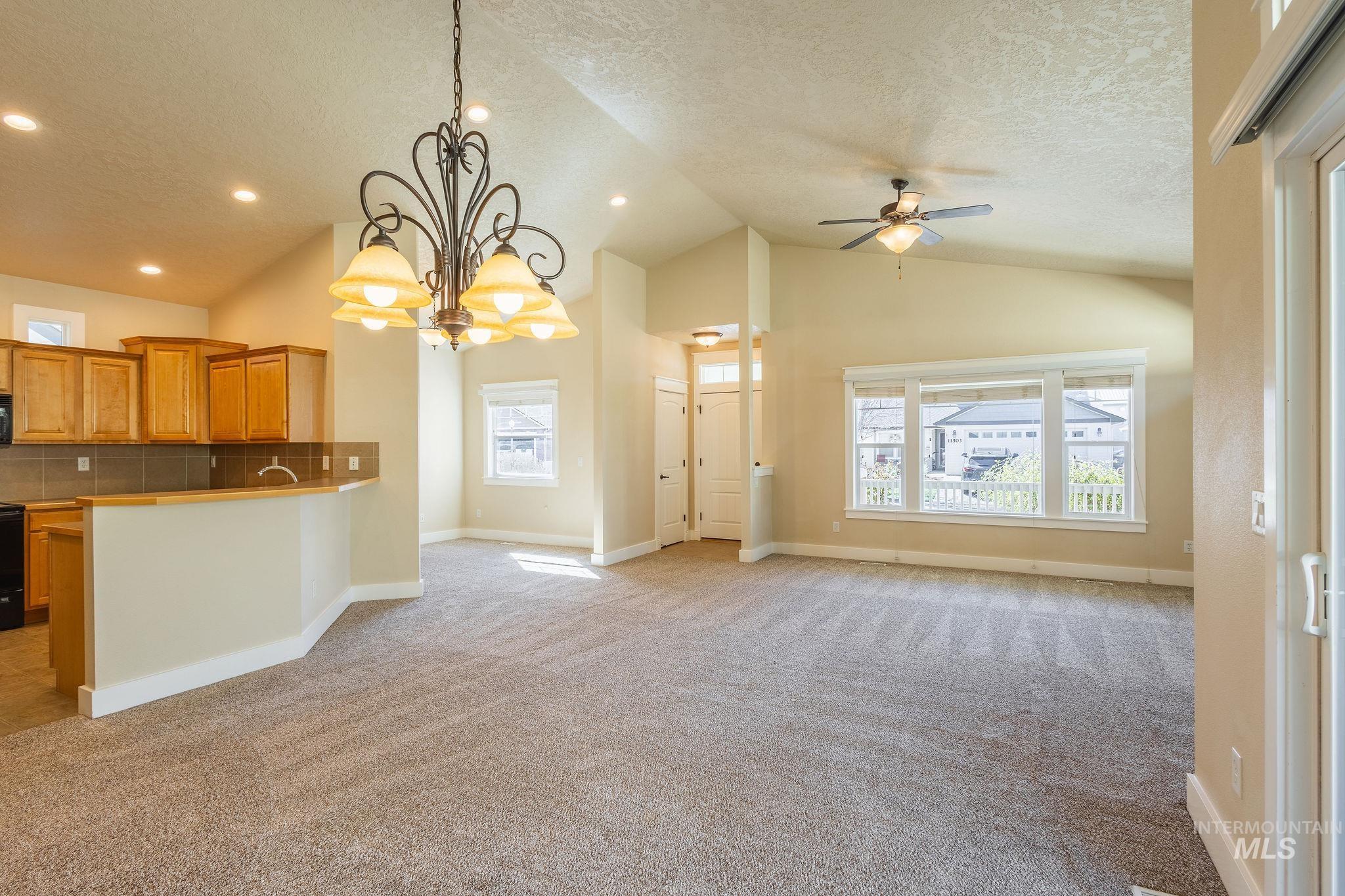 11500 W Tempe Lane, Star, Idaho 83669, 2 Bedrooms, 2 Bathrooms, Residential For Sale, Price $389,900, 98979814