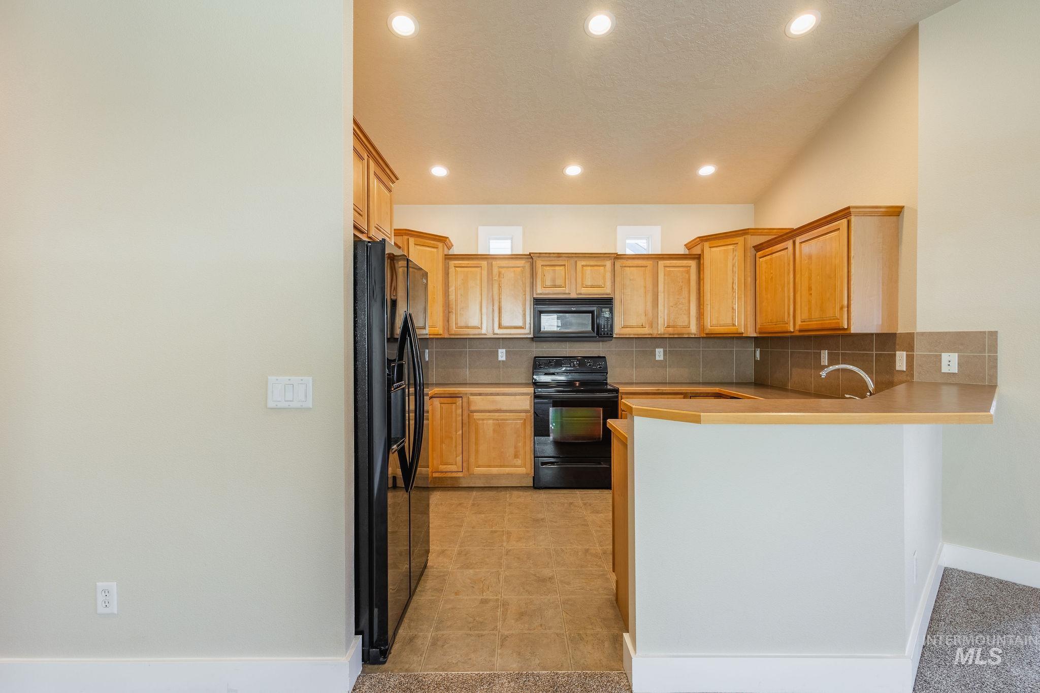 11500 W Tempe Lane, Star, Idaho 83669, 2 Bedrooms, 2 Bathrooms, Residential For Sale, Price $399,900, 98979814