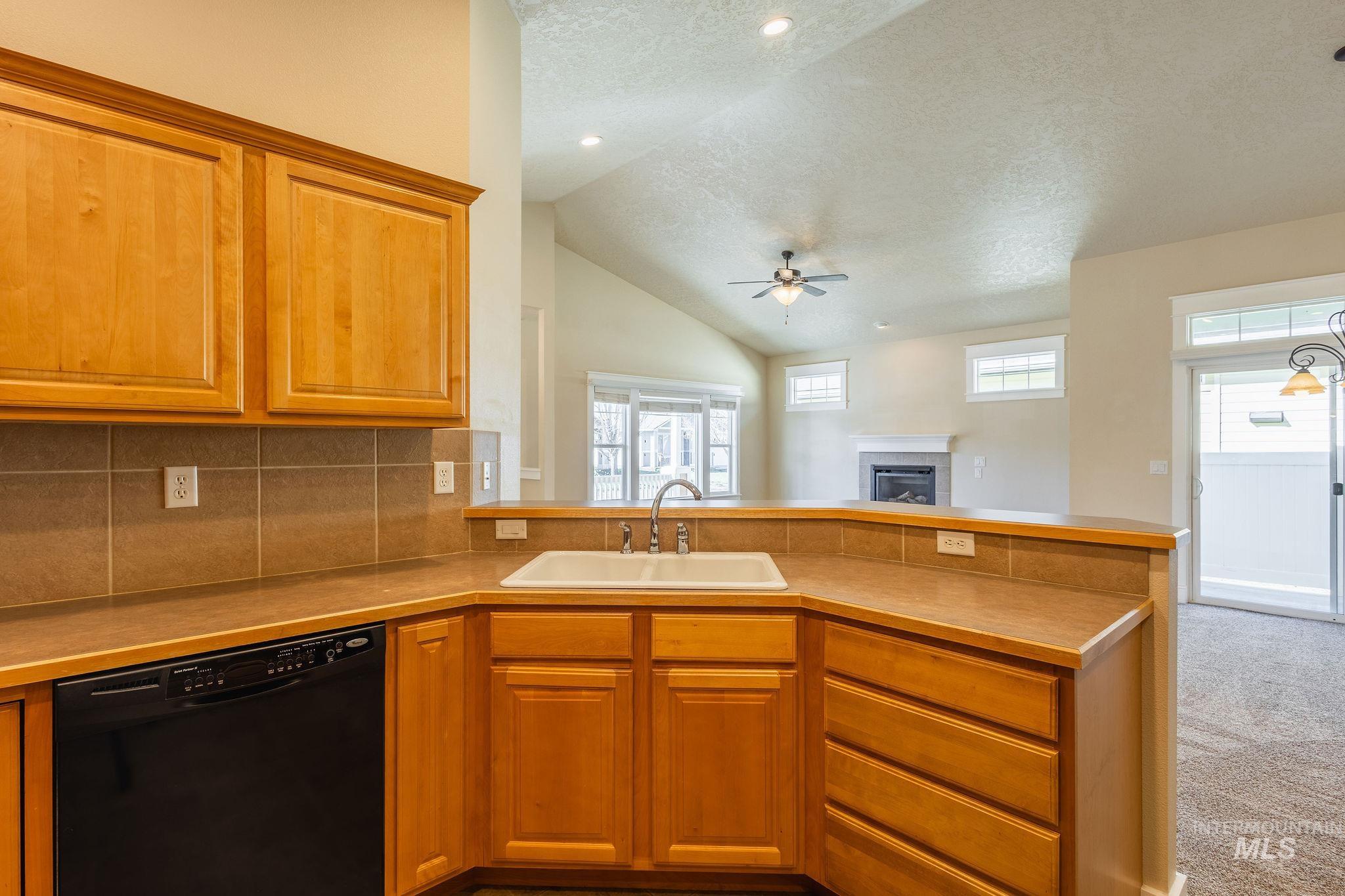 11500 W Tempe Lane, Star, Idaho 83669, 2 Bedrooms, 2 Bathrooms, Residential For Sale, Price $399,900, 98979814