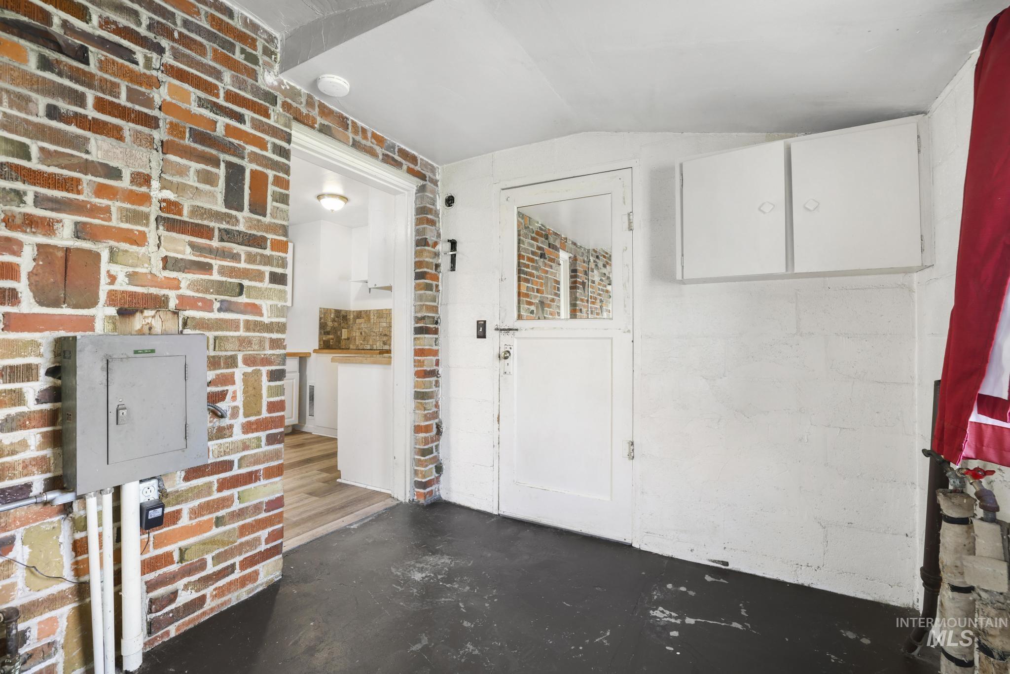 929 Nevada St., Gooding, Idaho 83330, 2 Bedrooms, 1 Bathroom, Residential For Sale, Price $219,990, 98979819