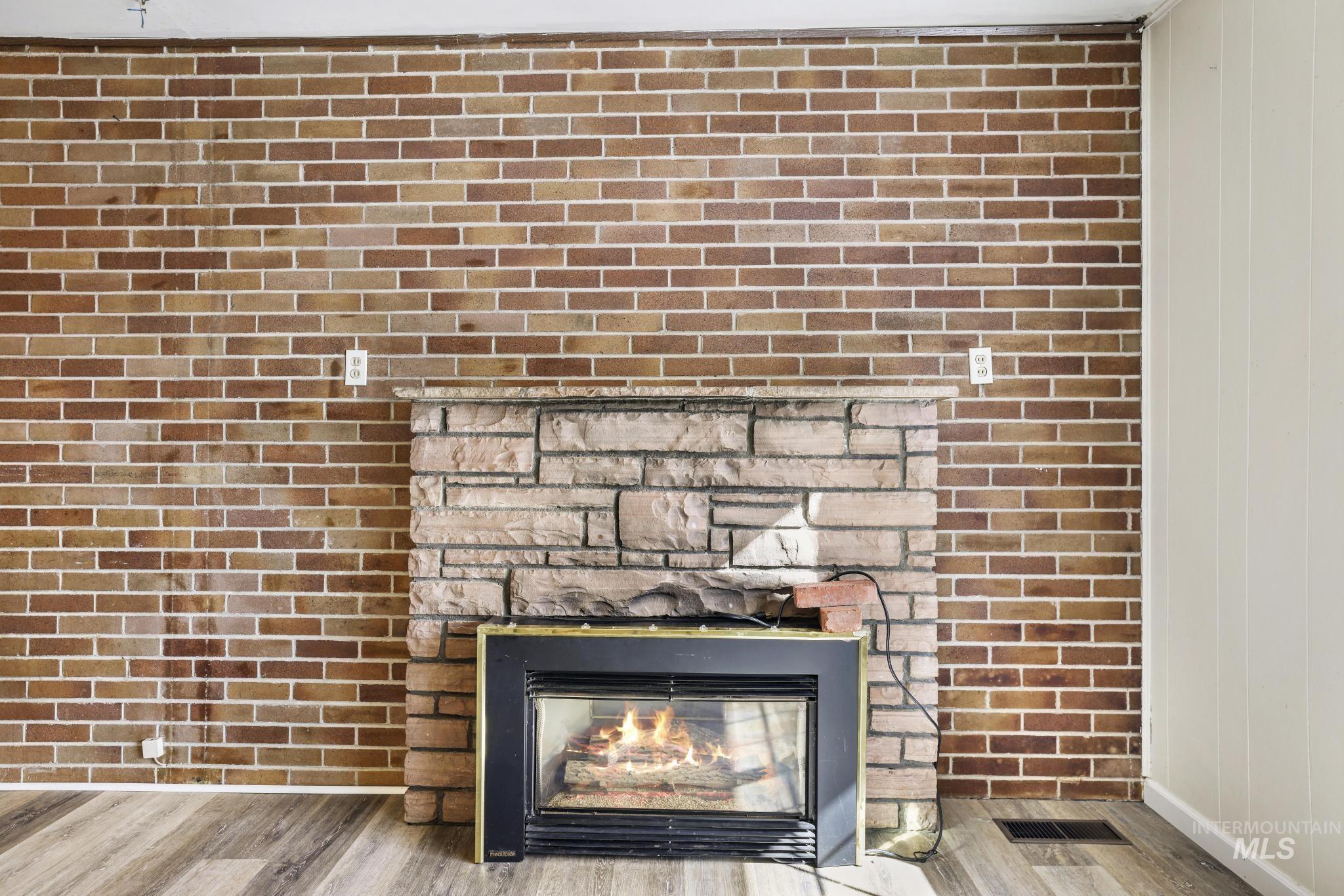 929 Nevada St., Gooding, Idaho 83330, 2 Bedrooms, 1 Bathroom, Residential For Sale, Price $219,990, 98979819