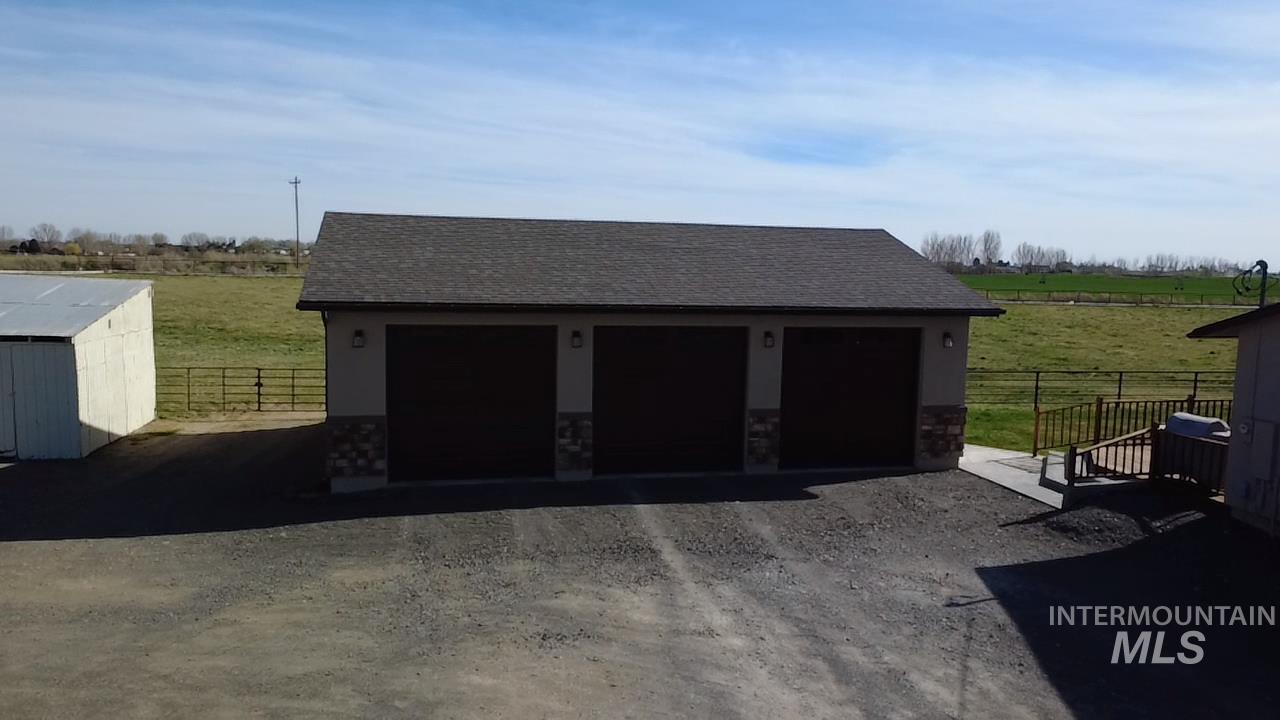 2155 E 1775 South, Gooding, Idaho 83330, 3 Bedrooms, 1.5 Bathrooms, Residential For Sale, Price $890,000, 98979821