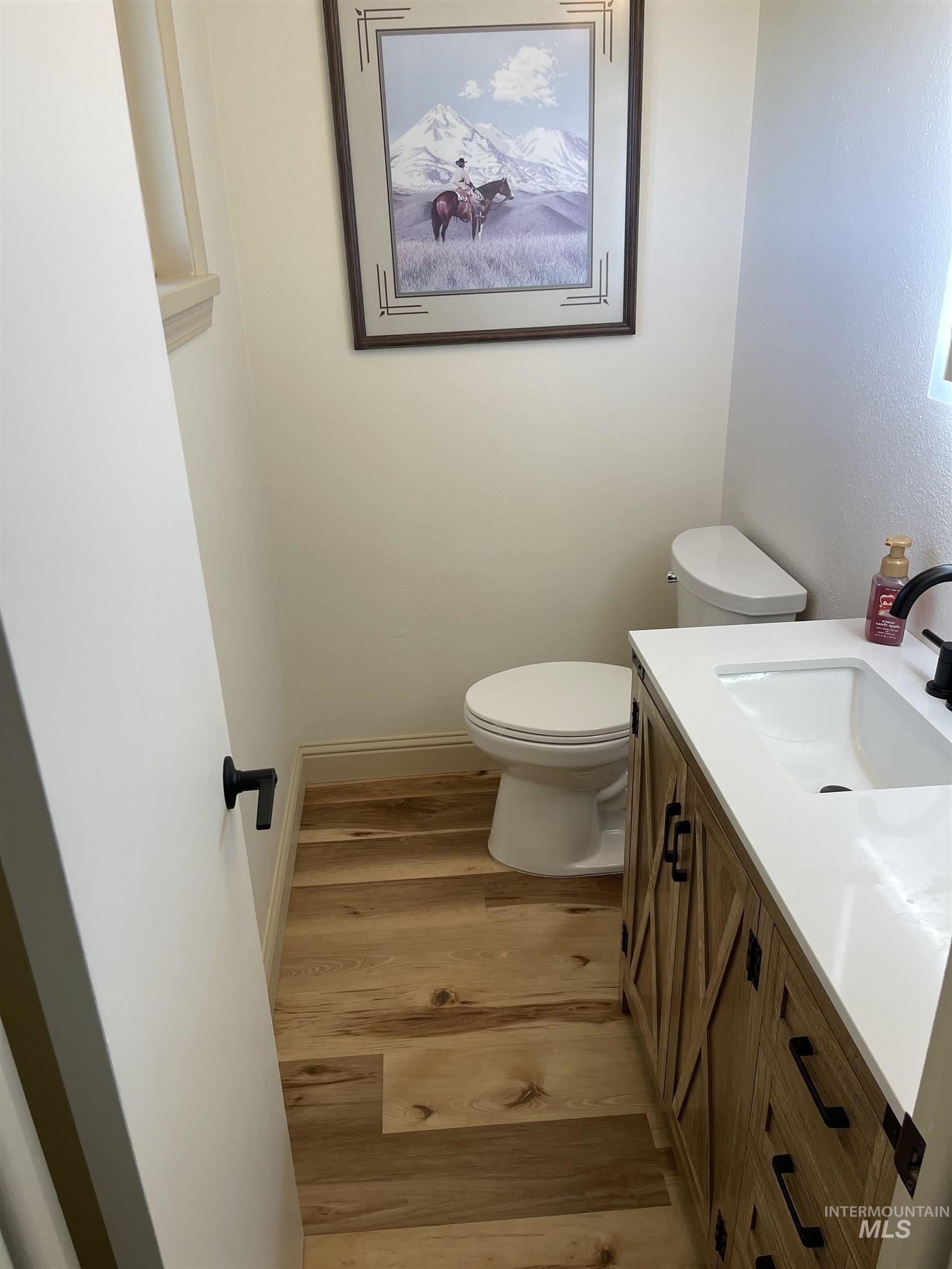 2155 E 1775 South, Gooding, Idaho 83330, 3 Bedrooms, 1.5 Bathrooms, Residential For Sale, Price $890,000, 98979821