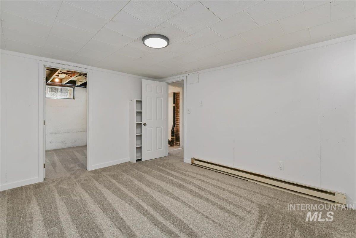 107 E Montana Ave, Homedale, Idaho 83628, 2 Bedrooms, 1 Bathroom, Residential For Sale, Price $310,000, 98979822