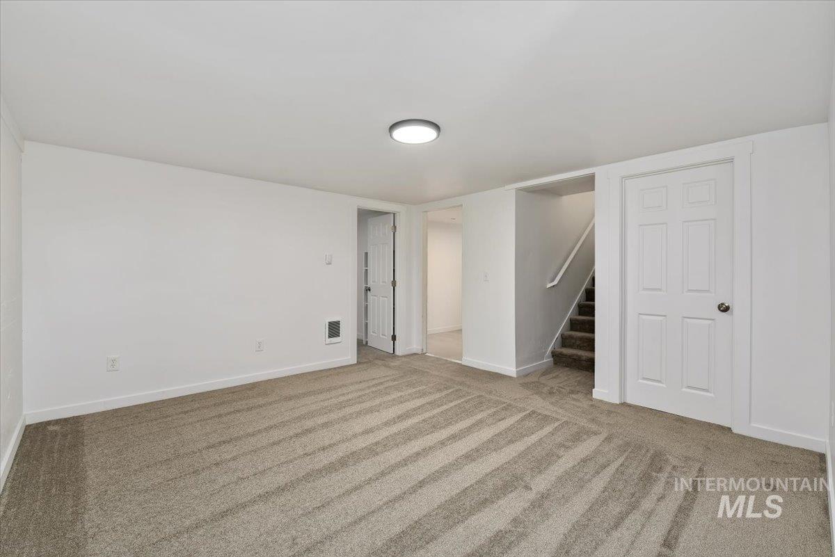 107 E Montana Ave, Homedale, Idaho 83628, 2 Bedrooms, 1 Bathroom, Residential For Sale, Price $310,000, 98979822