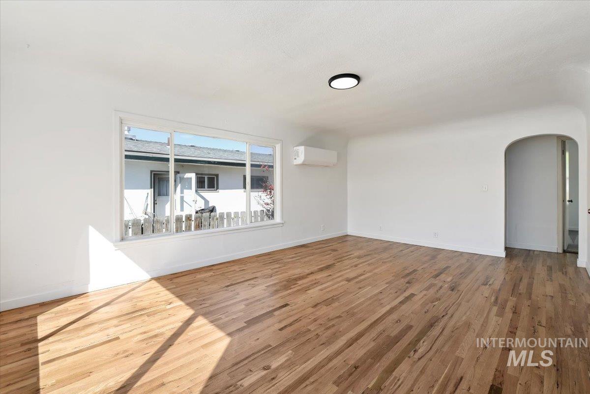 107 E Montana Ave, Homedale, Idaho 83628, 2 Bedrooms, 1 Bathroom, Residential For Sale, Price $310,000, 98979822