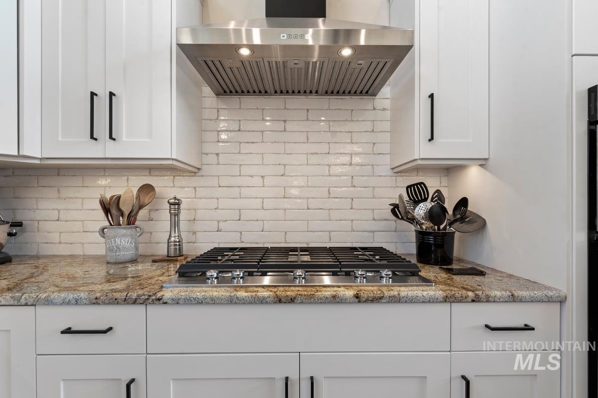 21 Open Road, Garden Valley, Idaho 83622, 2 Bedrooms, 3.5 Bathrooms, Residential For Sale, Price $1,175,000, 98979823