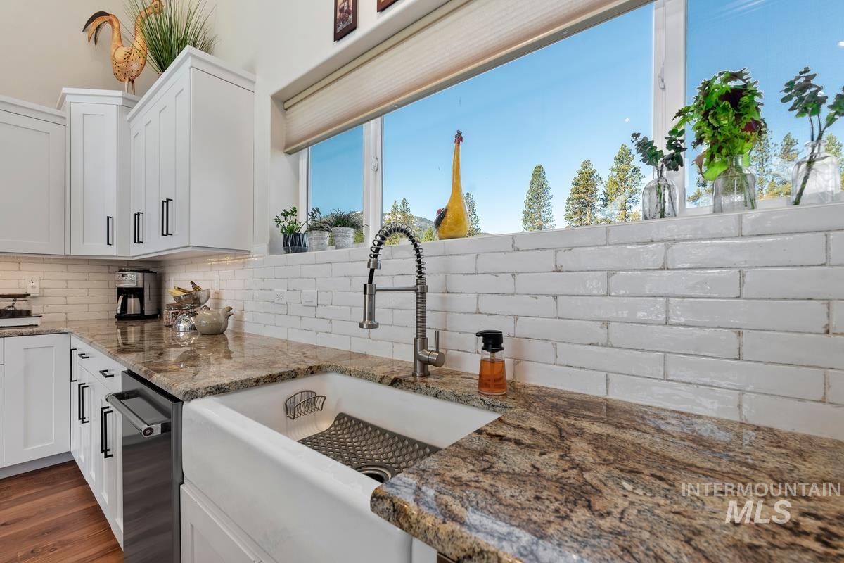 21 Open Road, Garden Valley, Idaho 83622, 2 Bedrooms, 3.5 Bathrooms, Residential For Sale, Price $1,175,000, 98979823