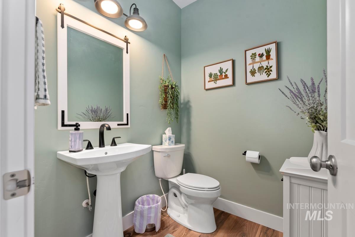 21 Open Road, Garden Valley, Idaho 83622, 2 Bedrooms, 3.5 Bathrooms, Residential For Sale, Price $1,175,000, 98979823