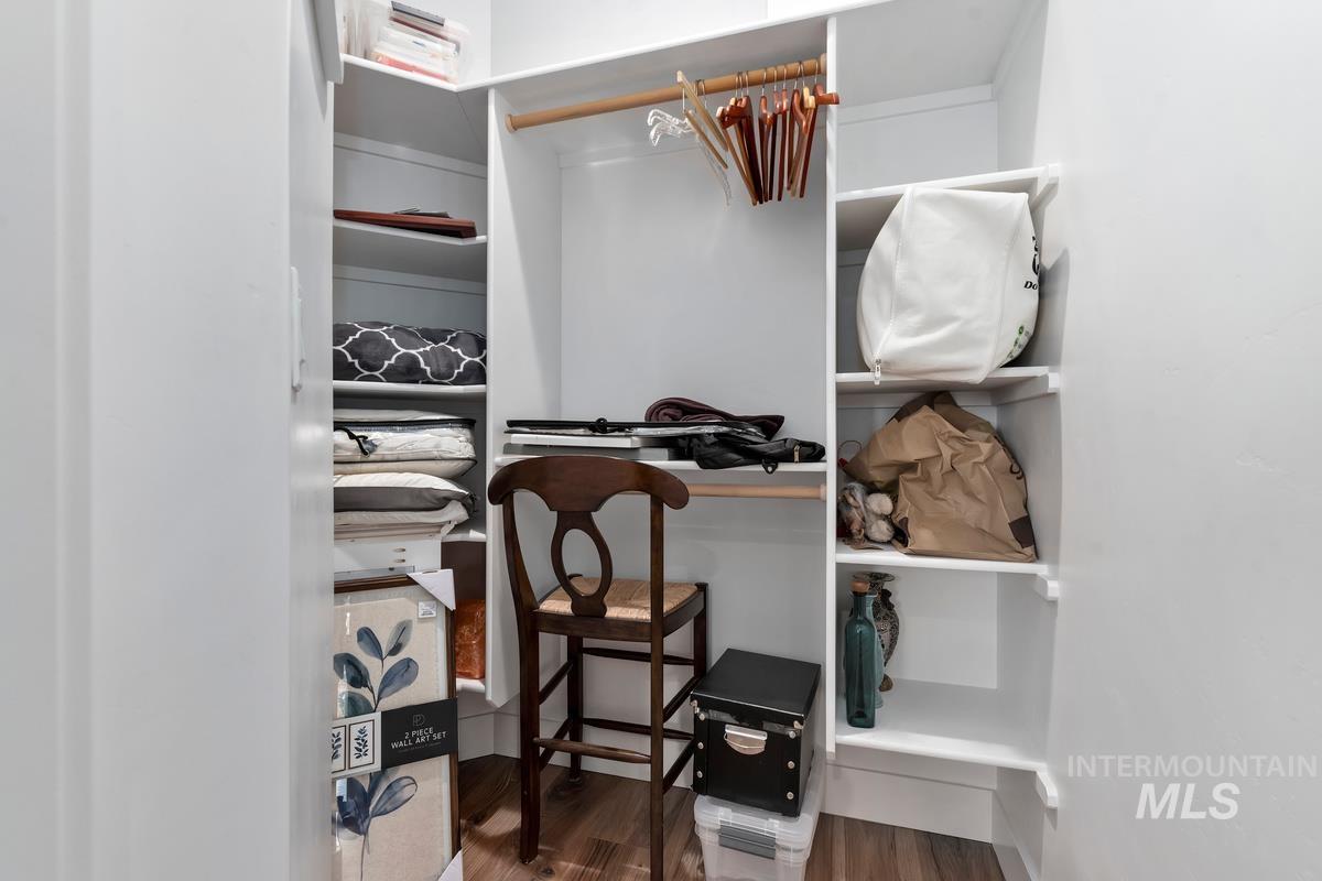 21 Open Road, Garden Valley, Idaho 83622, 2 Bedrooms, 3.5 Bathrooms, Residential For Sale, Price $1,175,000, 98979823