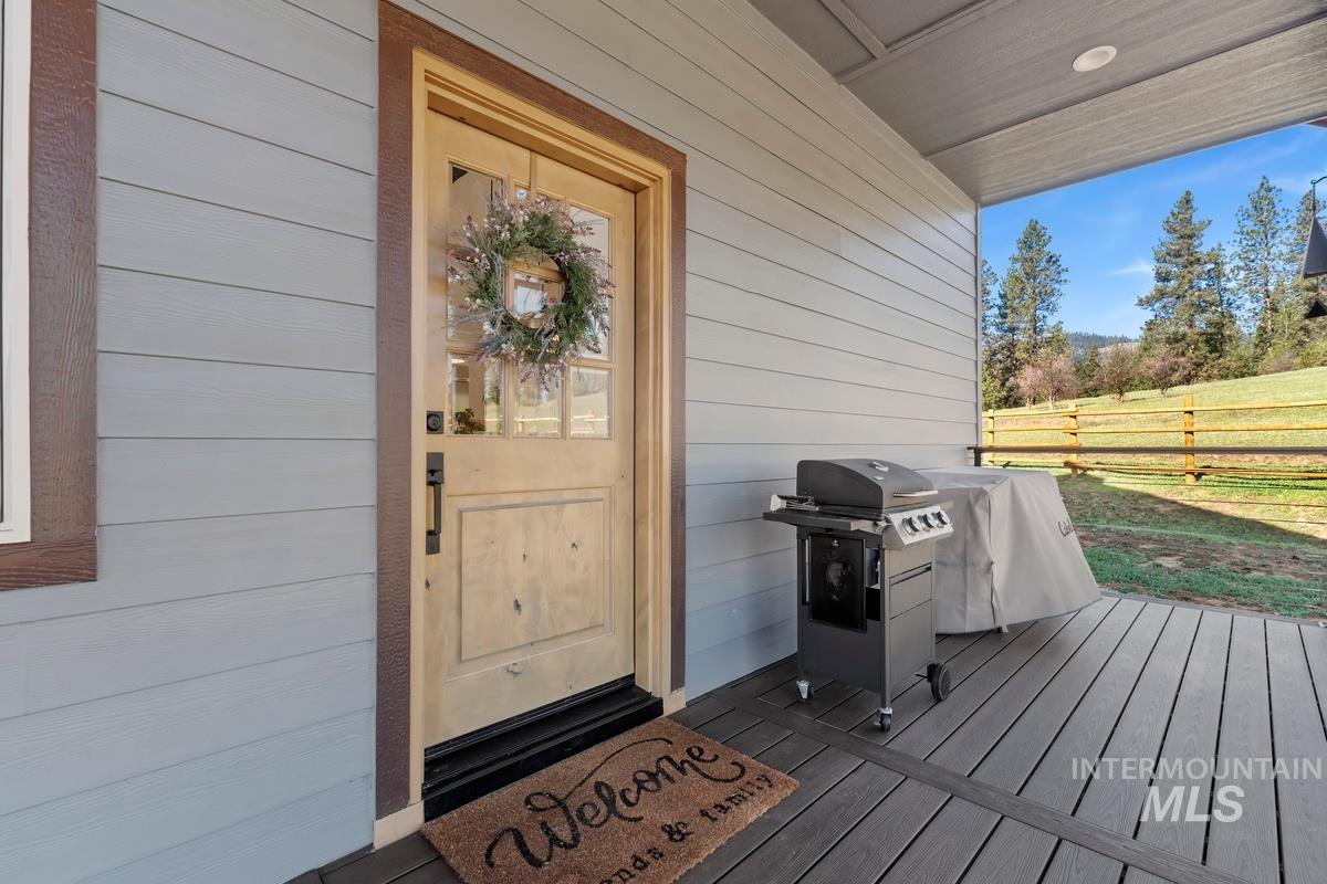 21 Open Road, Garden Valley, Idaho 83622, 3 Bedrooms, 3.5 Bathrooms, Residential For Sale, Price $1,175,000, 98979823
