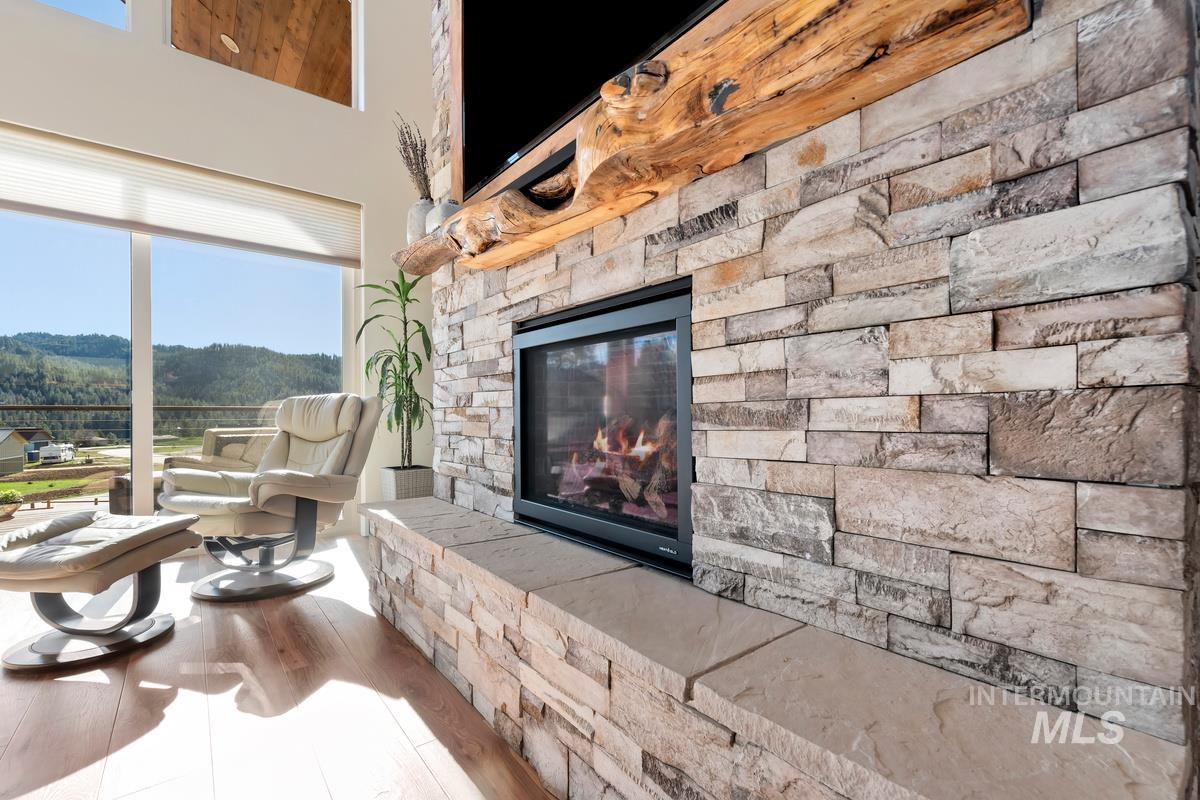 21 Open Road, Garden Valley, Idaho 83622, 2 Bedrooms, 3.5 Bathrooms, Residential For Sale, Price $1,175,000, 98979823