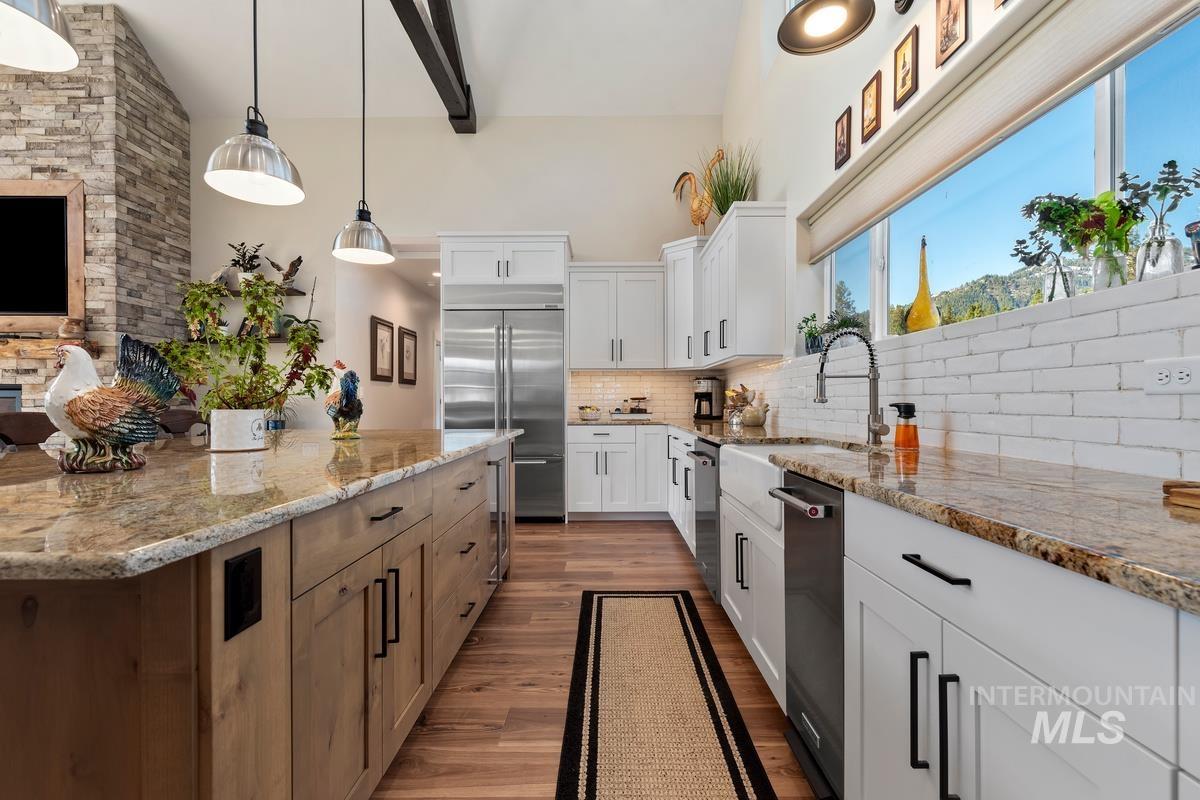 21 Open Road, Garden Valley, Idaho 83622, 2 Bedrooms, 3.5 Bathrooms, Residential For Sale, Price $1,175,000, 98979823