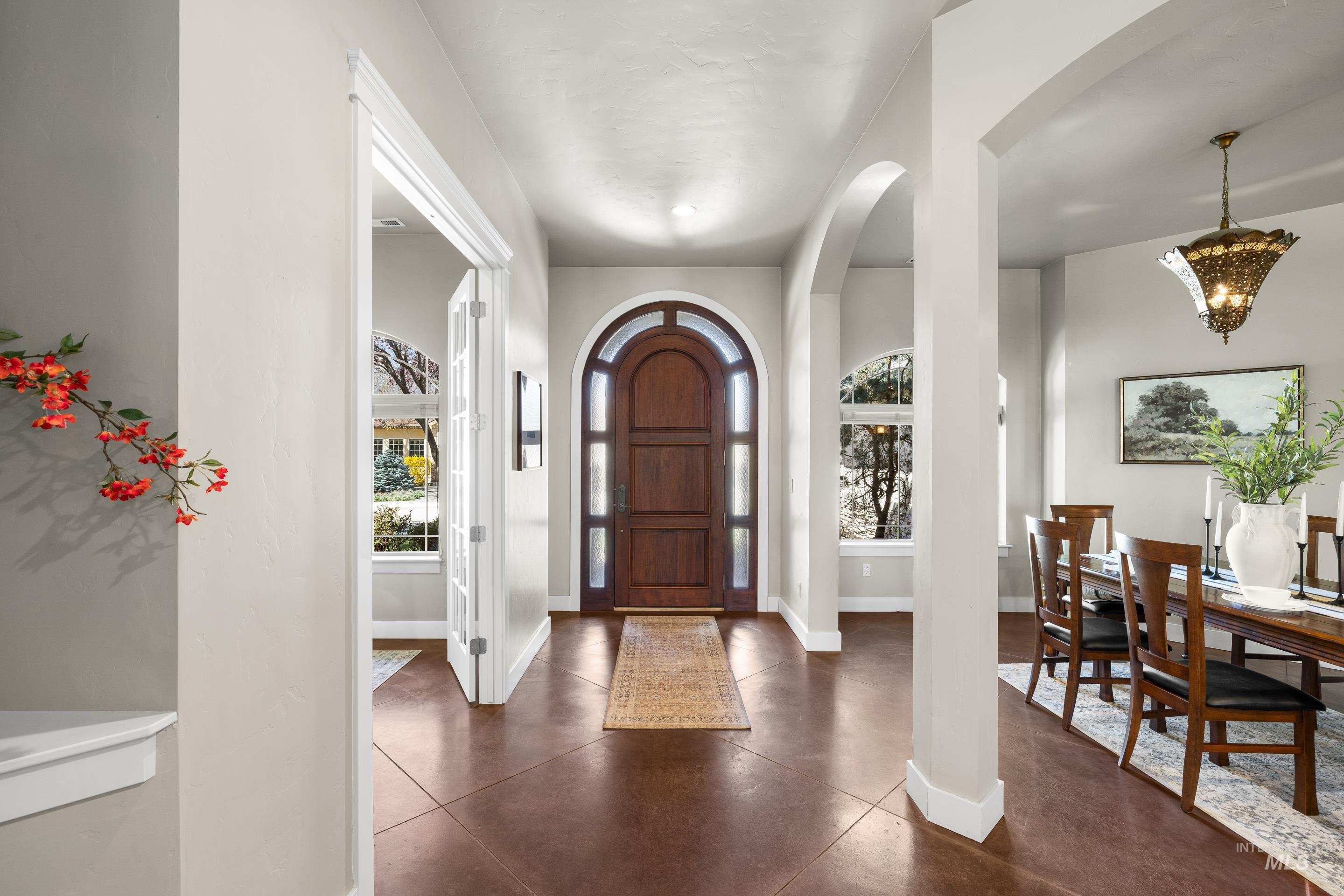 5350 N Brook Mist Place, Boise, Idaho 83713, 4 Bedrooms, 3 Bathrooms, Residential For Sale, Price $850,000,MLS 98979824