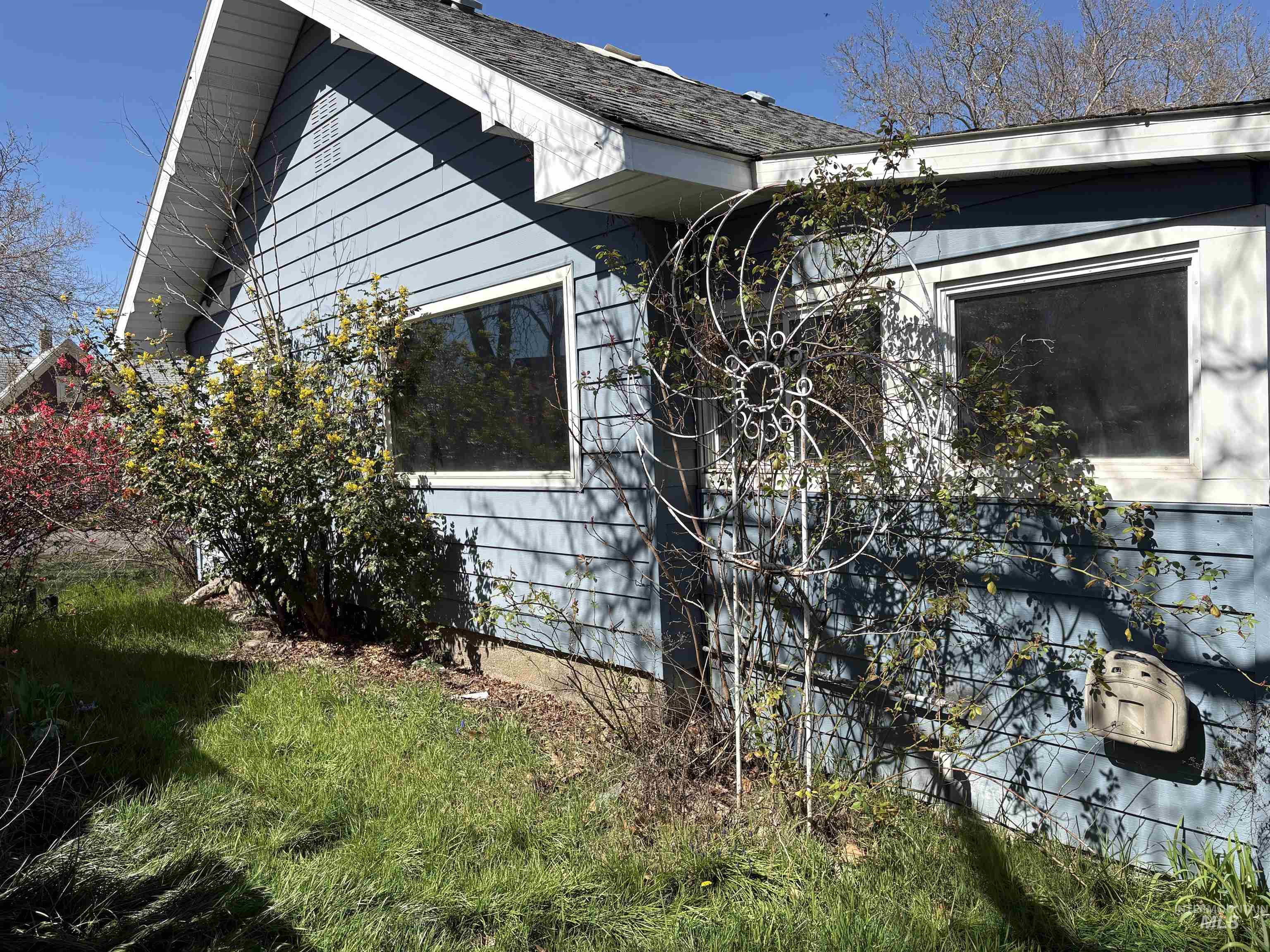 1317 McCarroll, Clarkston, Washington 99403, Residential For Sale, Price $156,500,MLS 98979827