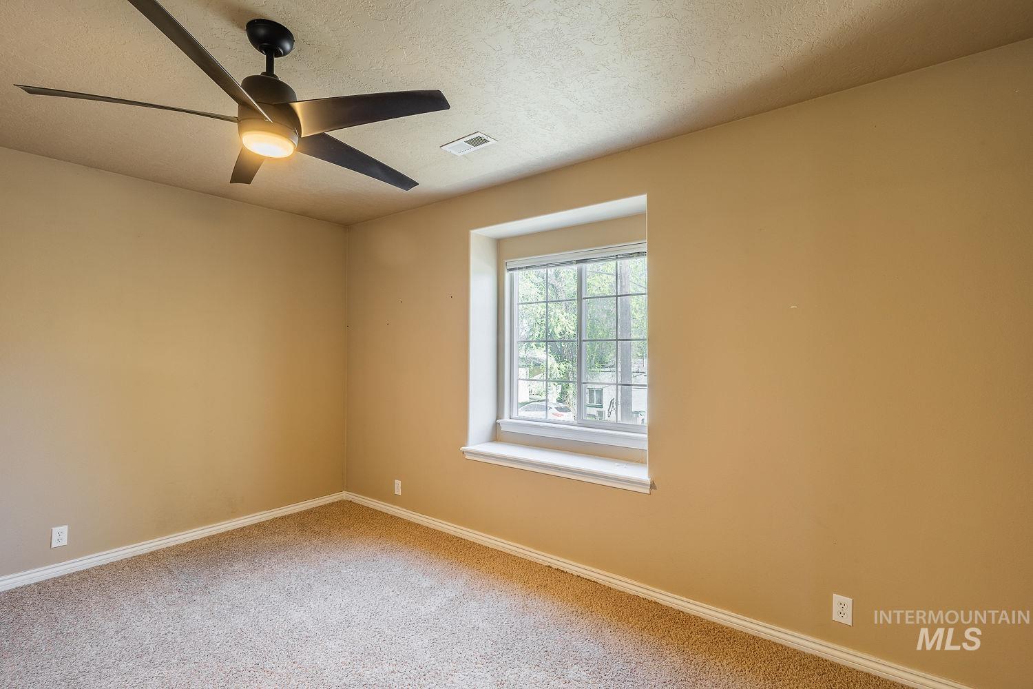 3309 W Palouse St., Boise, Idaho 83705, 2 Bedrooms, 1.5 Bathrooms, Residential For Sale, Price $399,900, 98979830