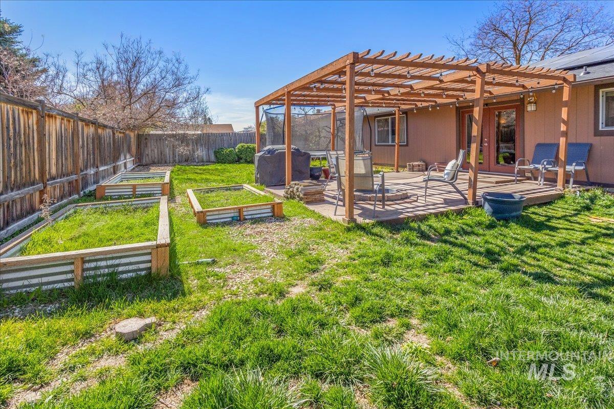 3534 N Payne Pl, Boise, Idaho 83704, 3 Bedrooms, 2 Bathrooms, Residential For Sale, Price $415,000, 98979835