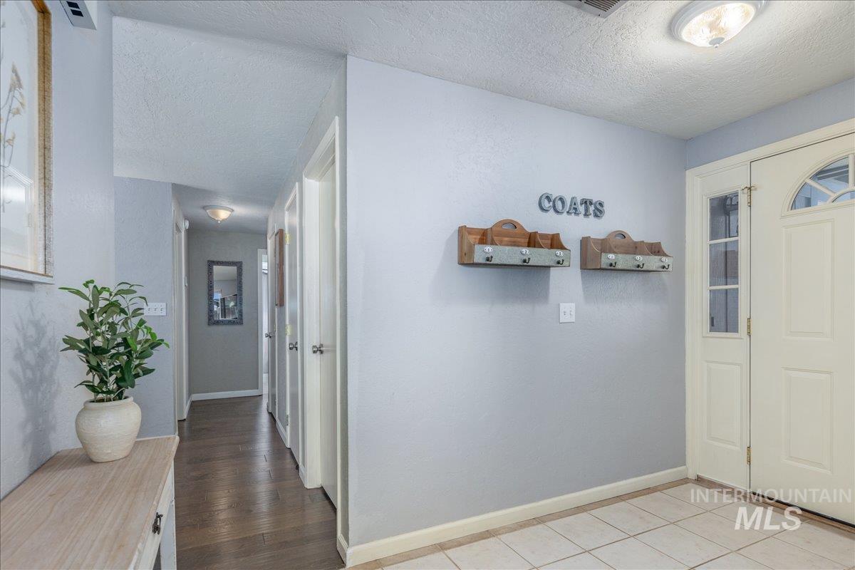 3534 N Payne Pl, Boise, Idaho 83704, 3 Bedrooms, 2 Bathrooms, Residential For Sale, Price $415,000, 98979835