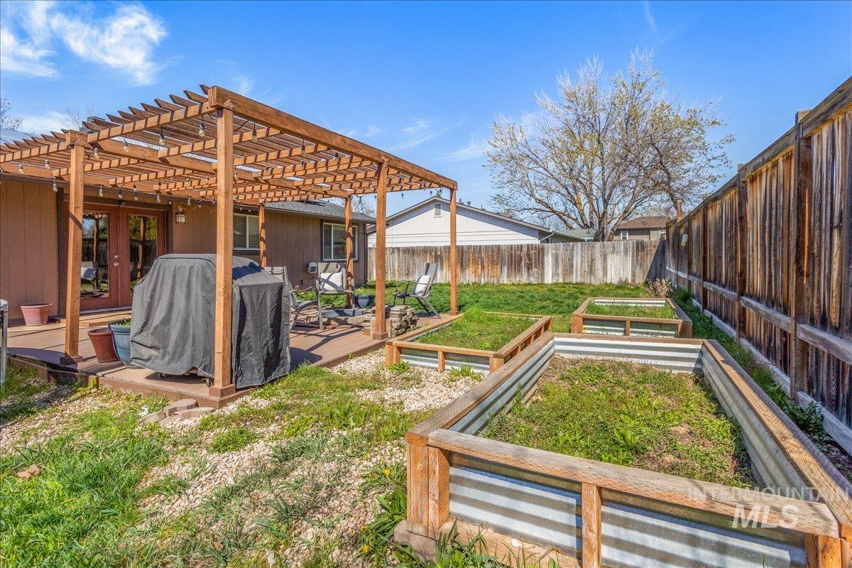 3534 N Payne Pl, Boise, Idaho 83704, 3 Bedrooms, 2 Bathrooms, Residential For Sale, Price $415,000, 98979835