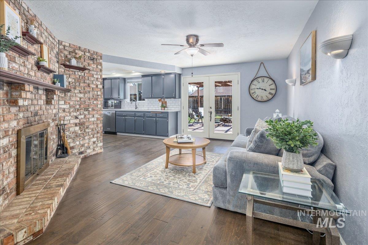 3534 N Payne Pl, Boise, Idaho 83704, 3 Bedrooms, 2 Bathrooms, Residential For Sale, Price $415,000, 98979835