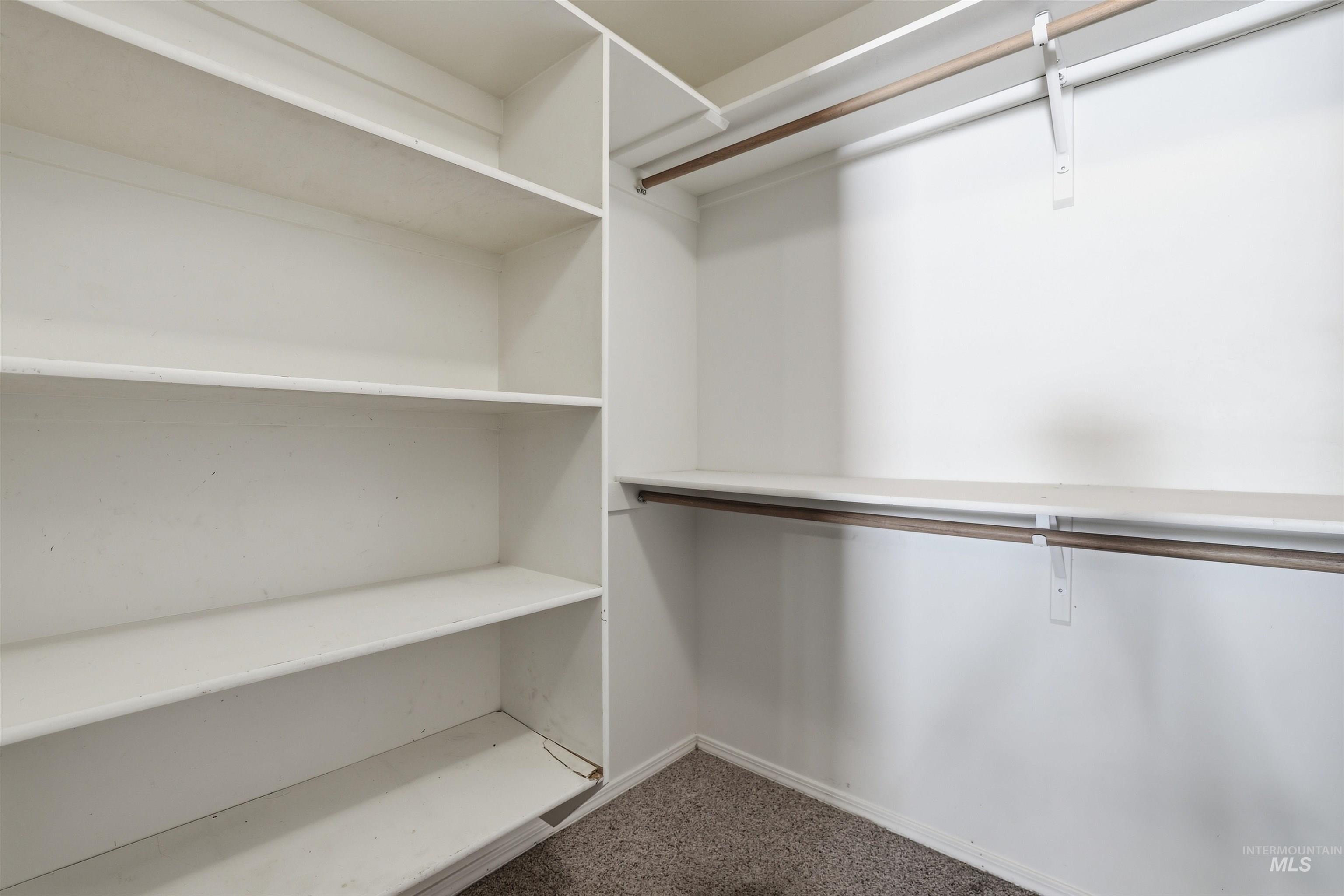 1008 S Date St., Jerome, Idaho 83338, 3 Bedrooms, 2 Bathrooms, Residential For Sale, Price $339,999, 98979836